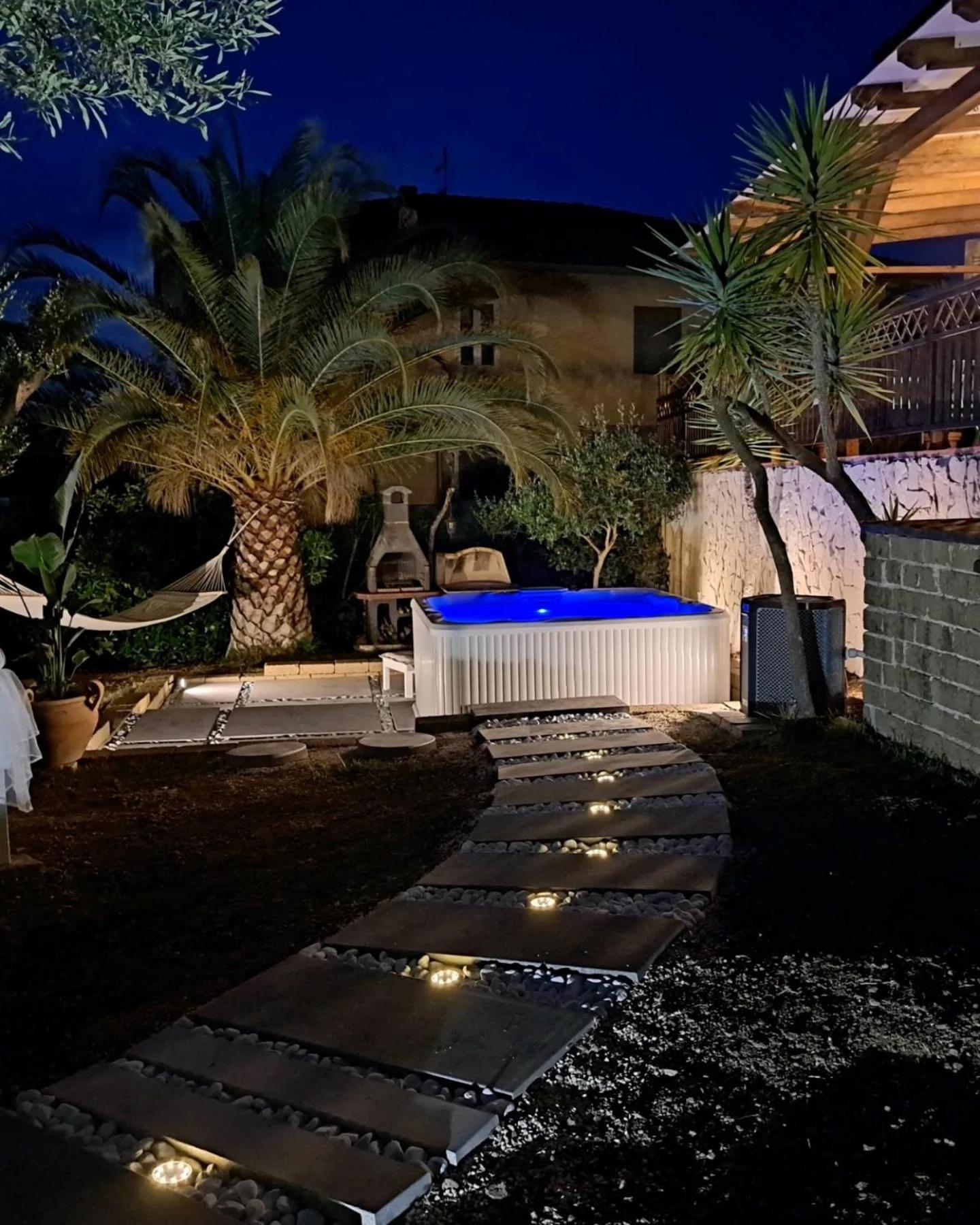 Antigua B&B