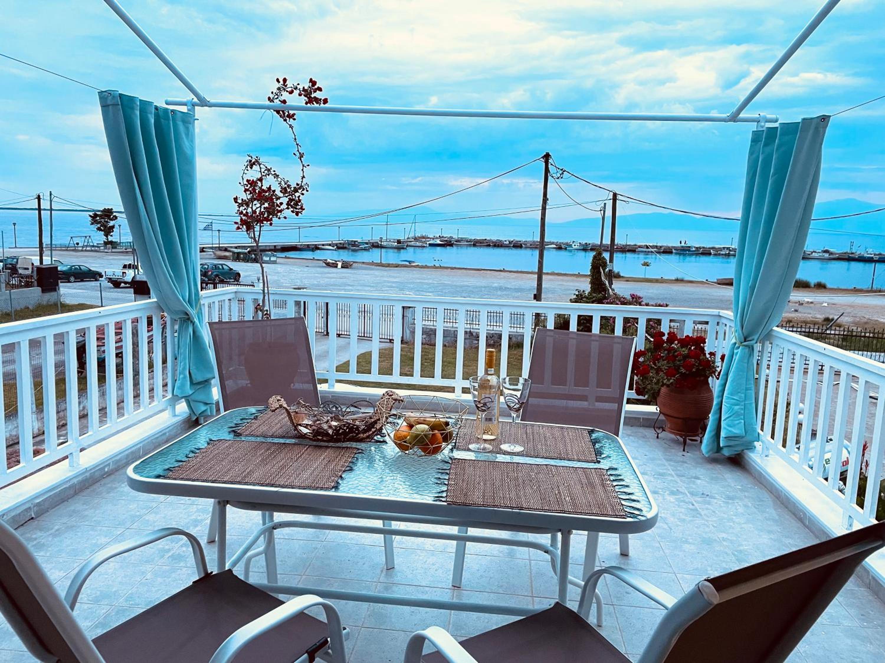 Facing the Sea view 3