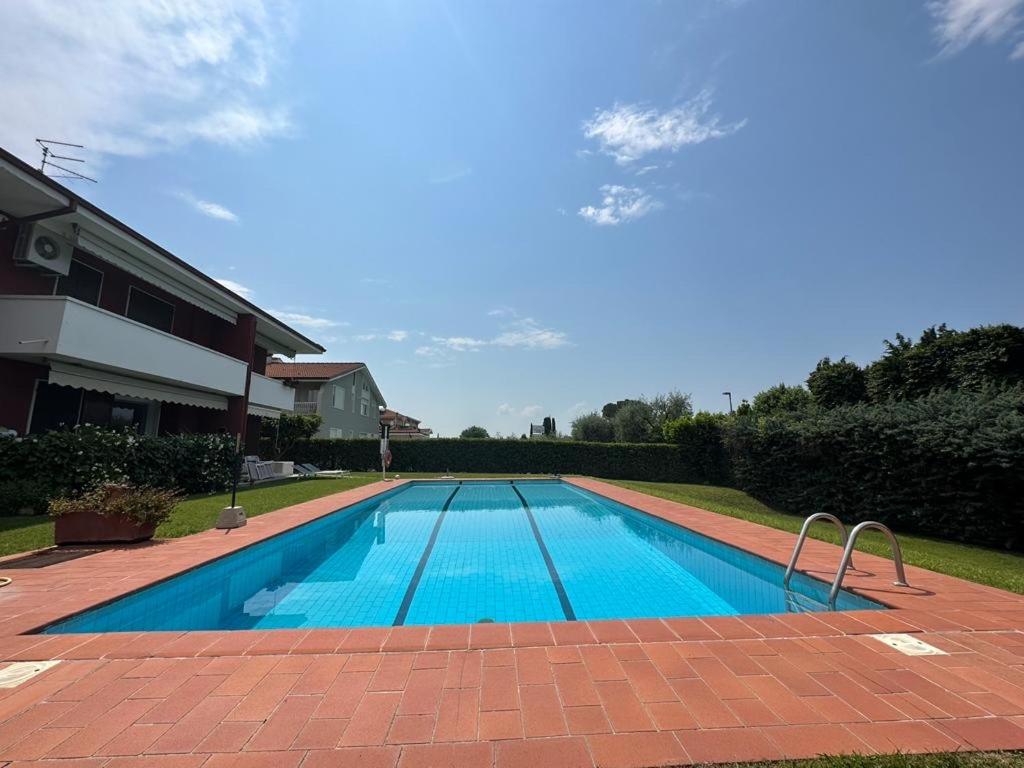 Bardolino Lake Apartments