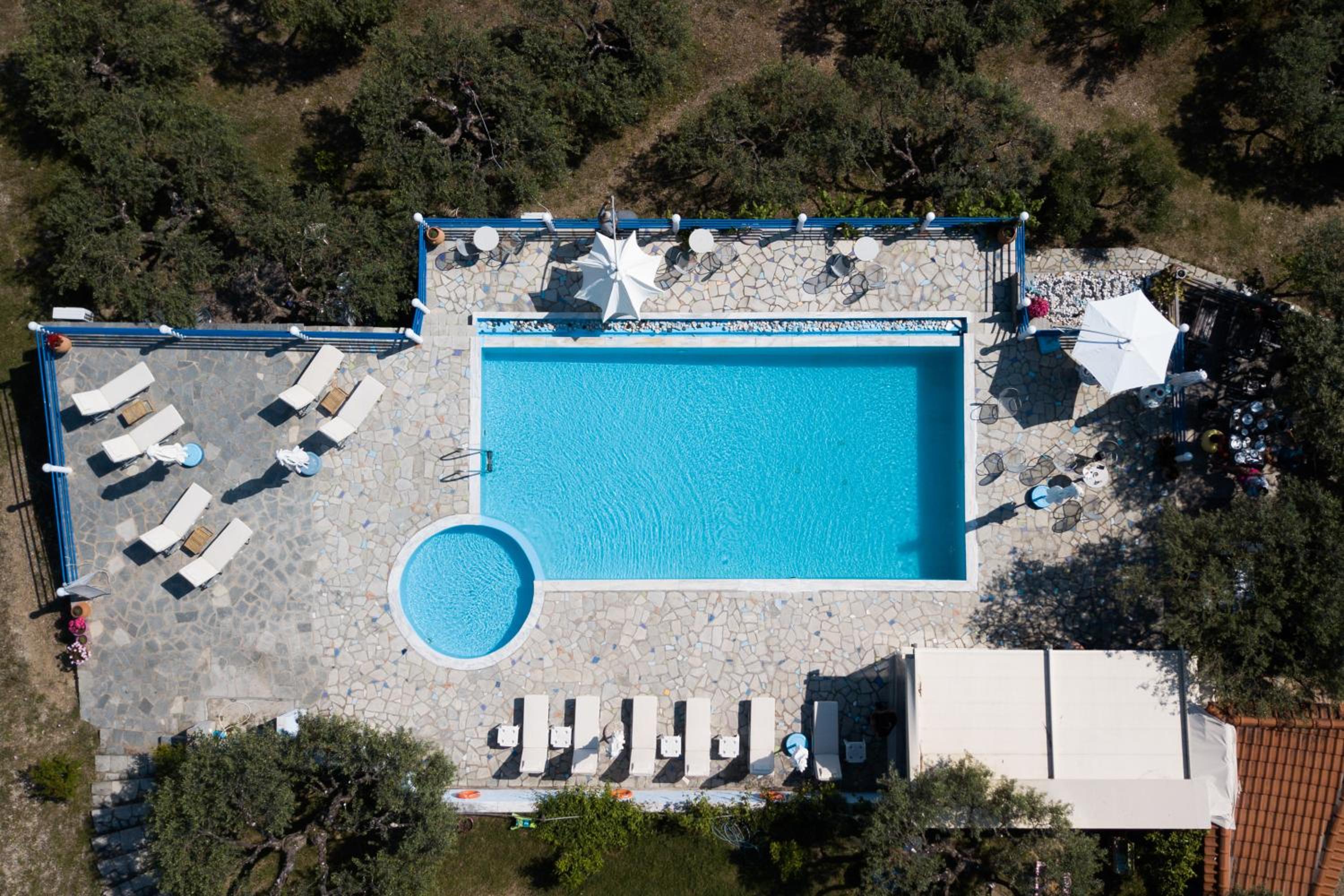 Assa Inn view 3