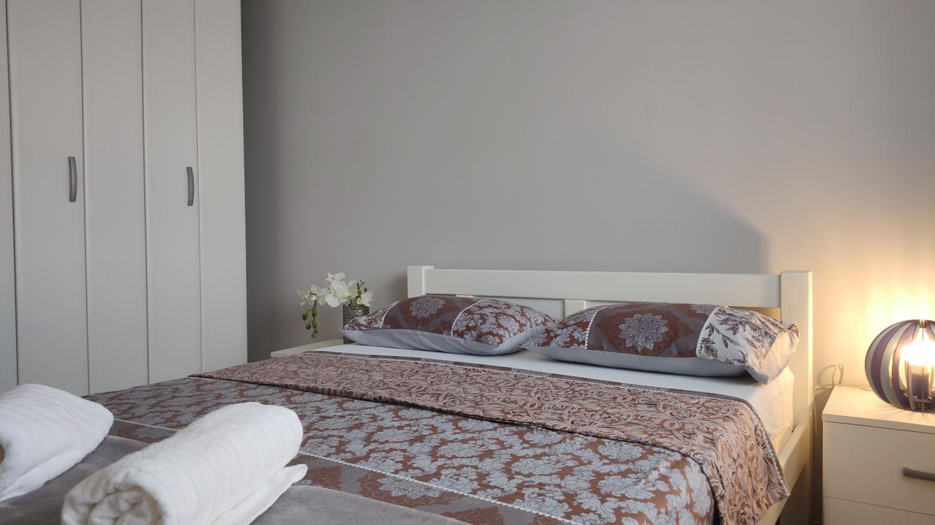 Apartment Allure view 4