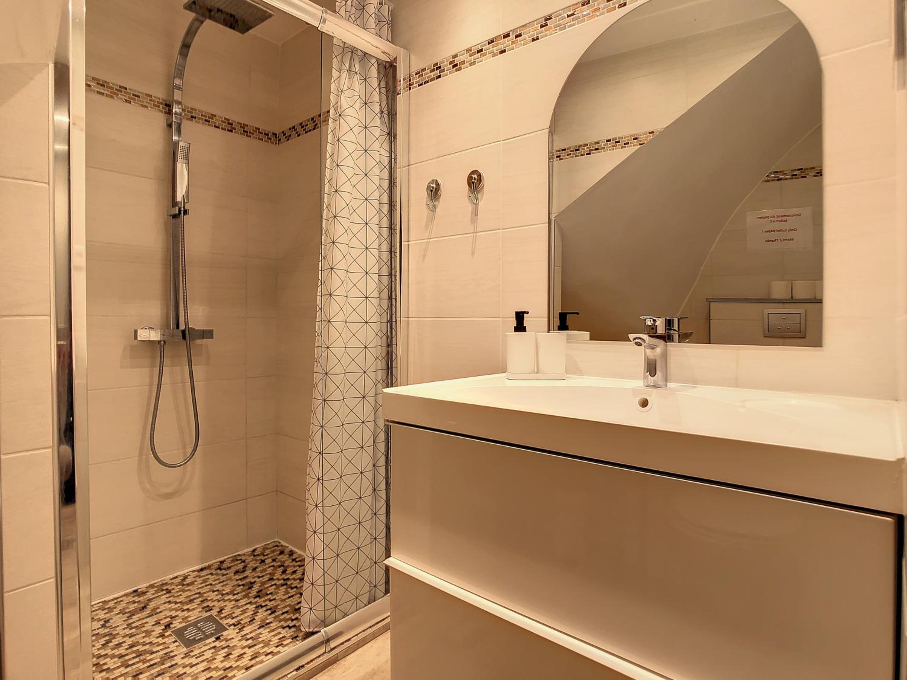 1 bedroom Forville, 4 min Palais,Plages,Croisette photo 2