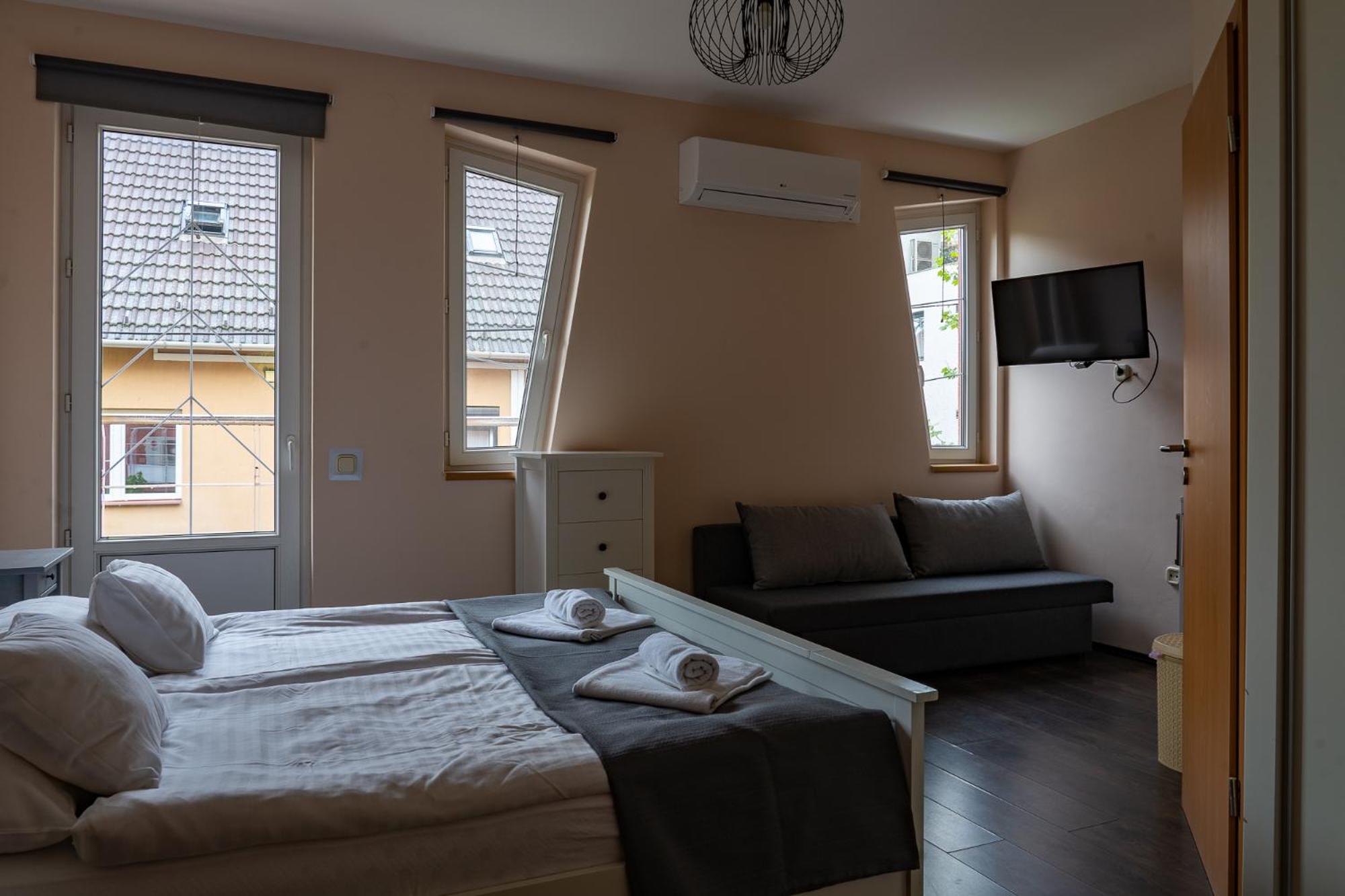 Accomo Apartmanház view 5