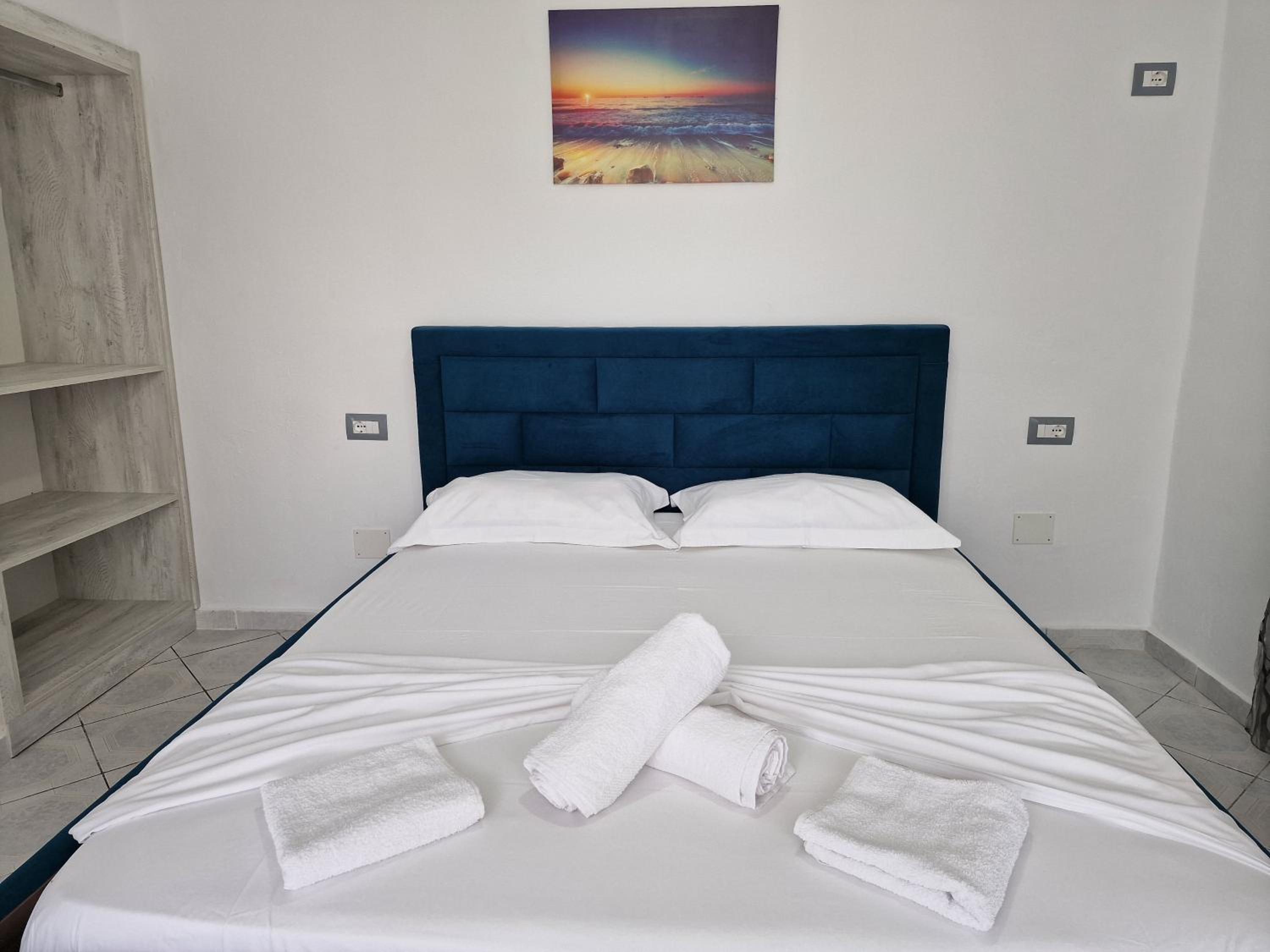 Petrefi Apartments