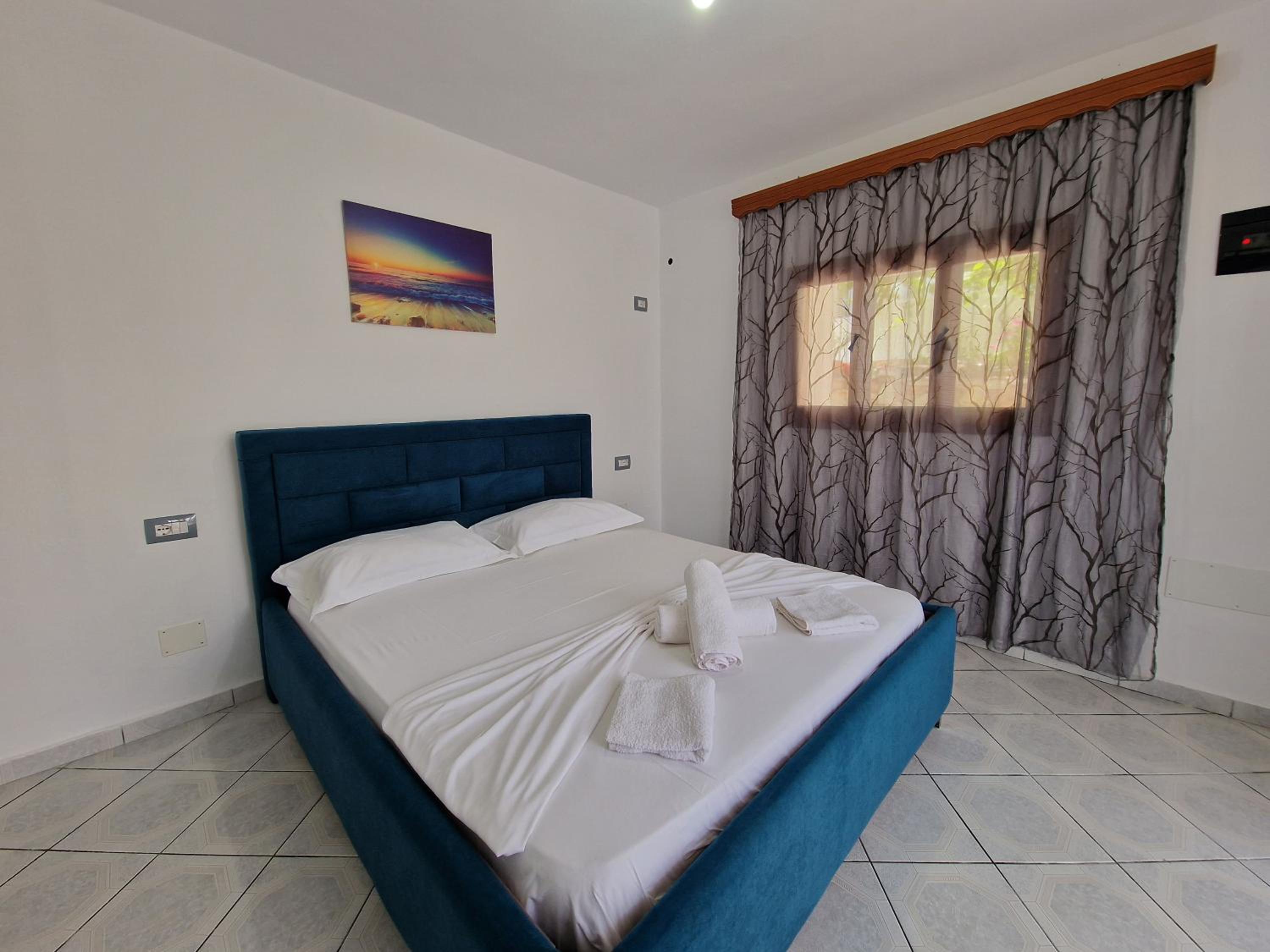 Petrefi Apartments