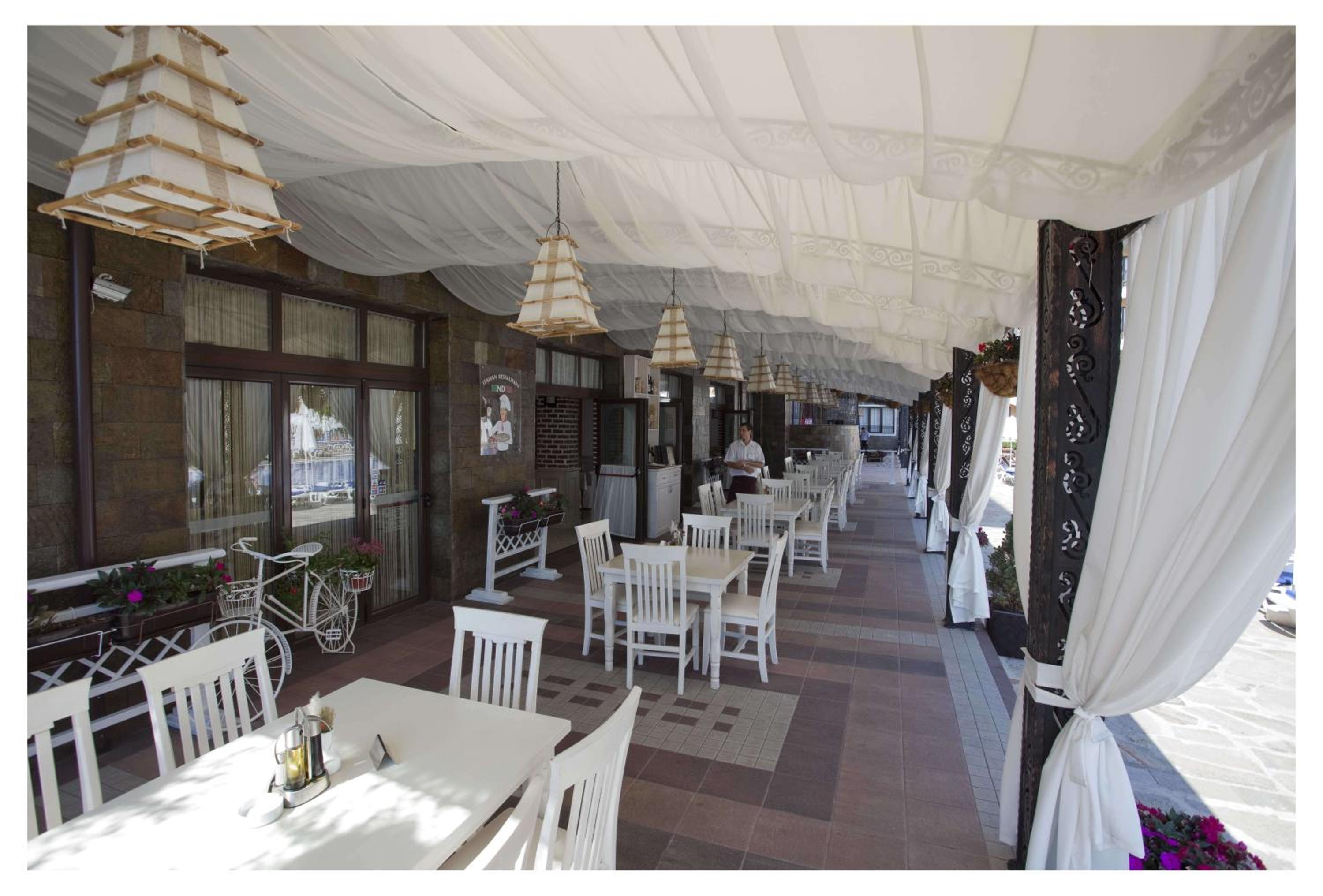 Bendita Mare Aparthotel