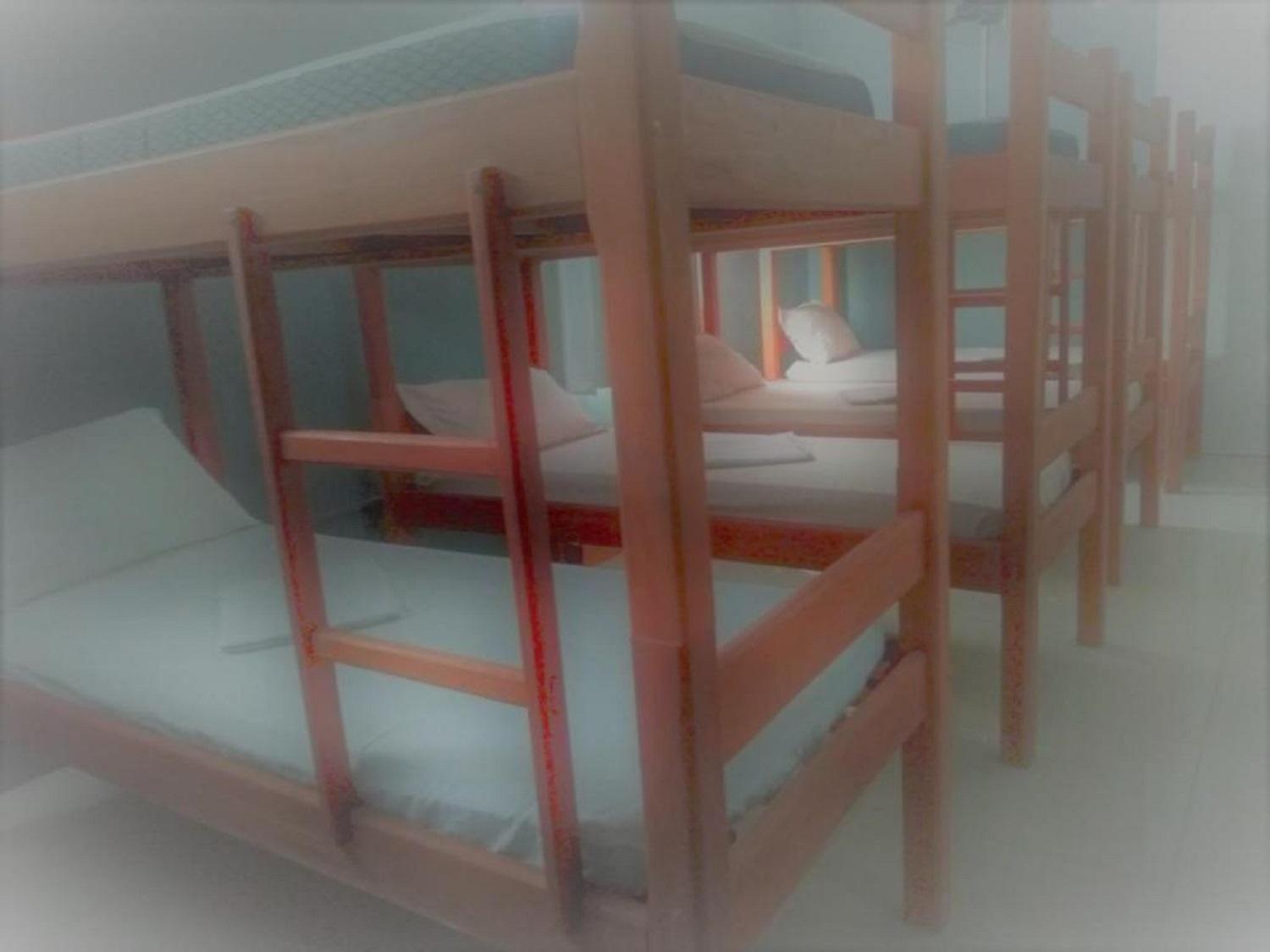 "LE CHAT QUI PECHE" Hostel a 150 metros da PRAIA de PAJUCARA