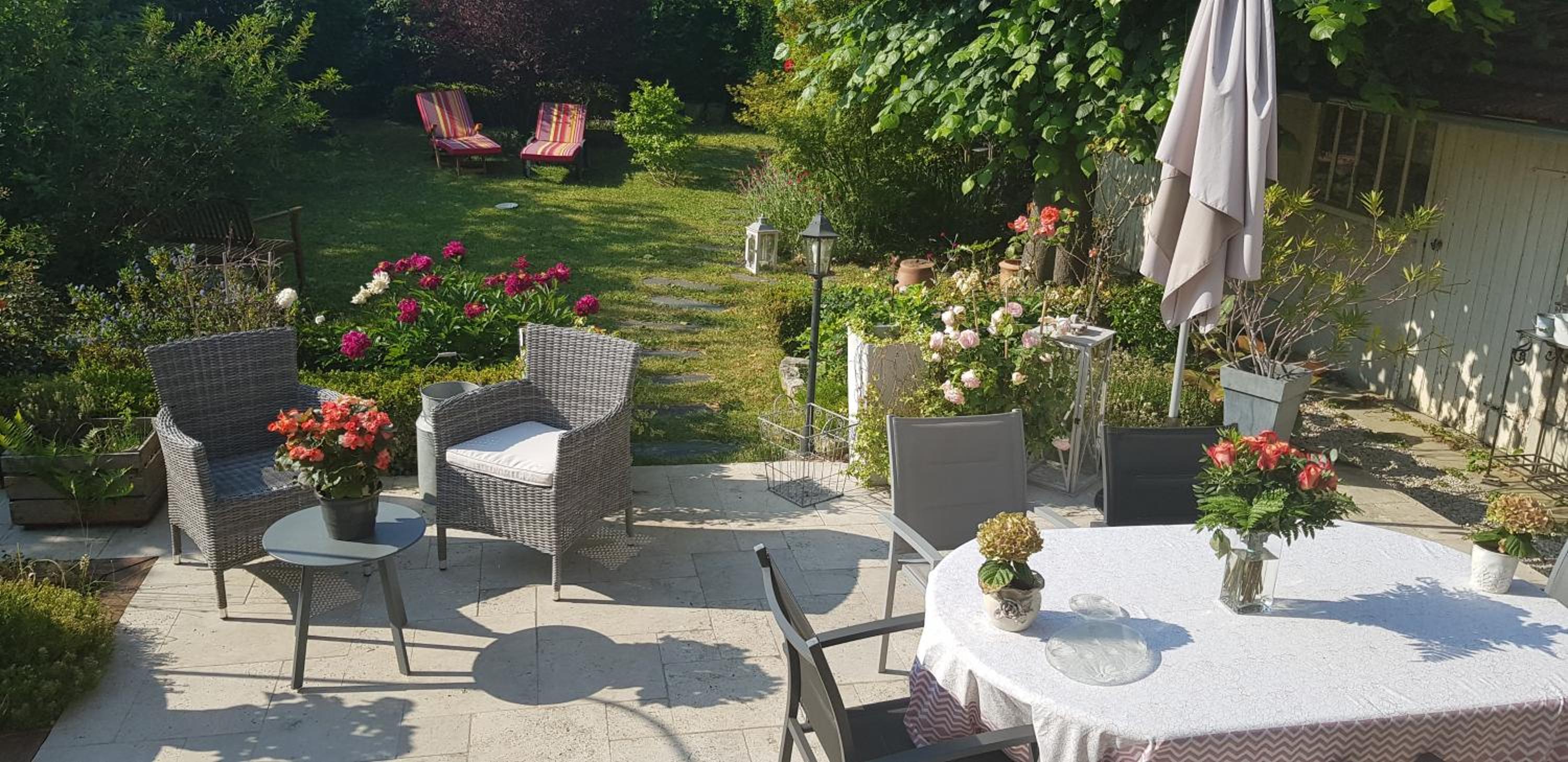 Le Vieux Tilleul view 2