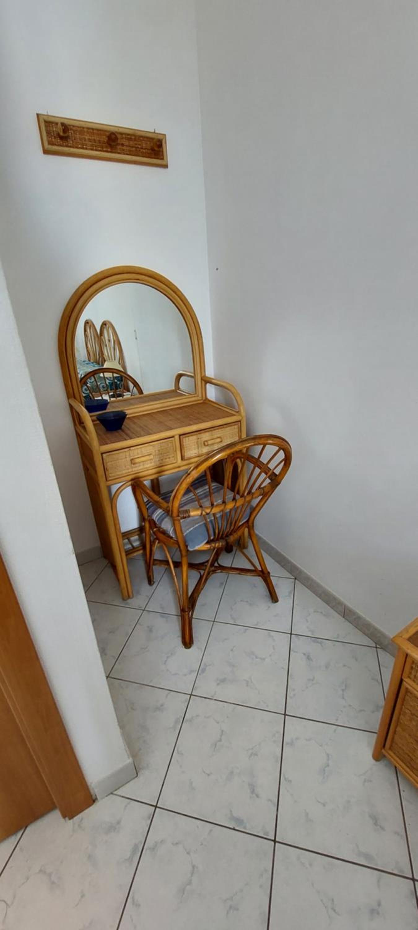 Photo 51