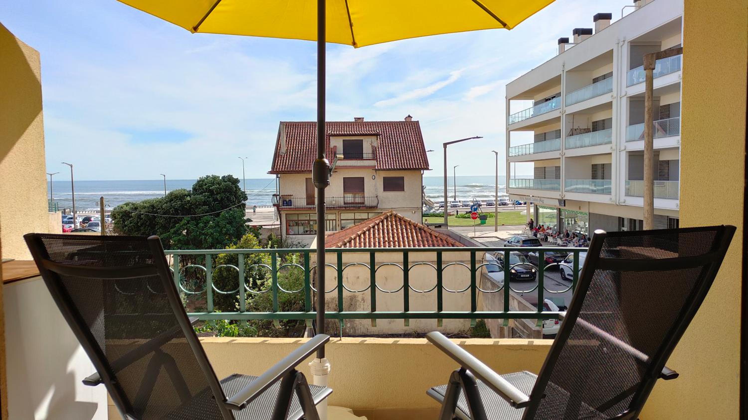 Hotel Flat over the sea 1min to the beach - Image 1