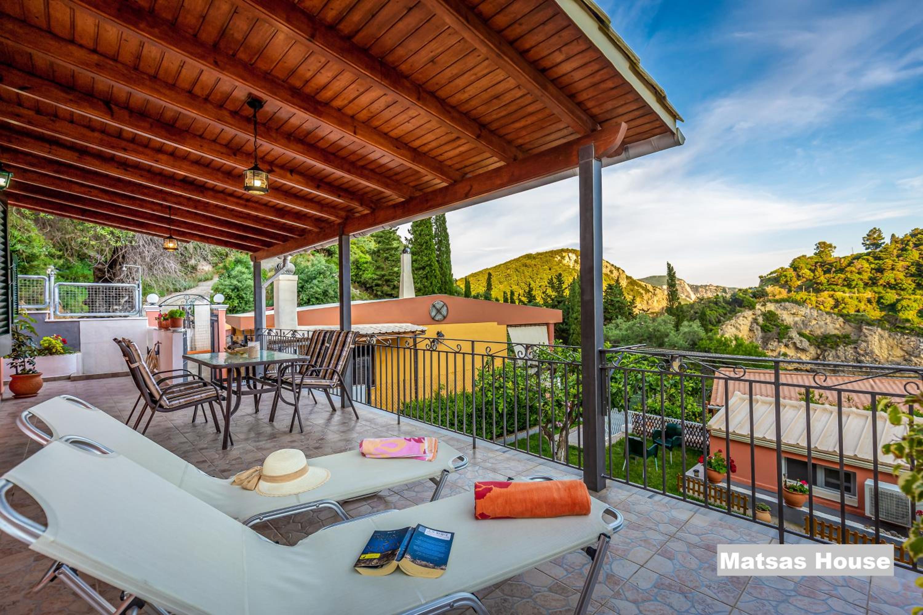 Matsas House & Studio photo 3