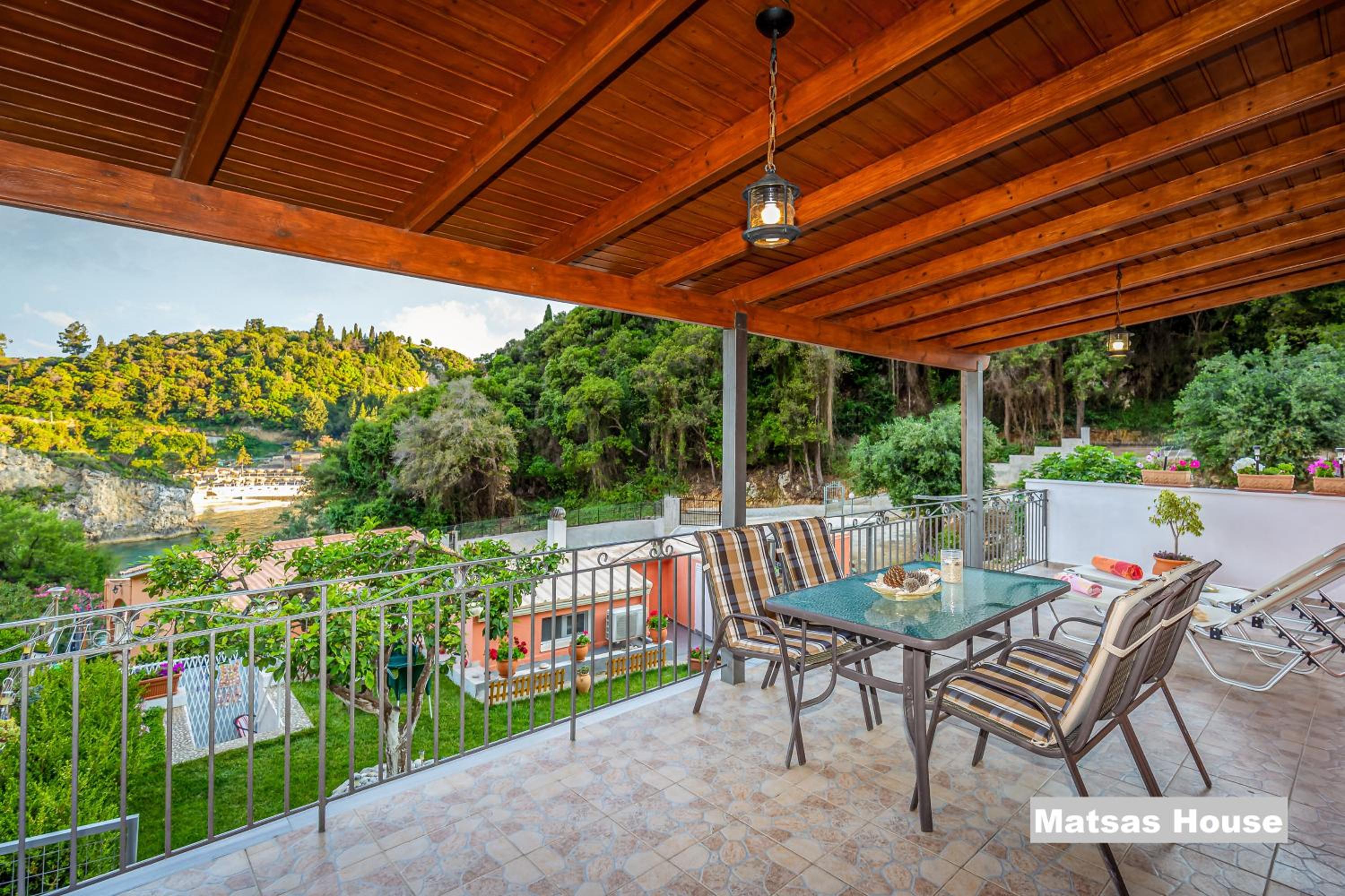 Matsas House & Studio photo 4