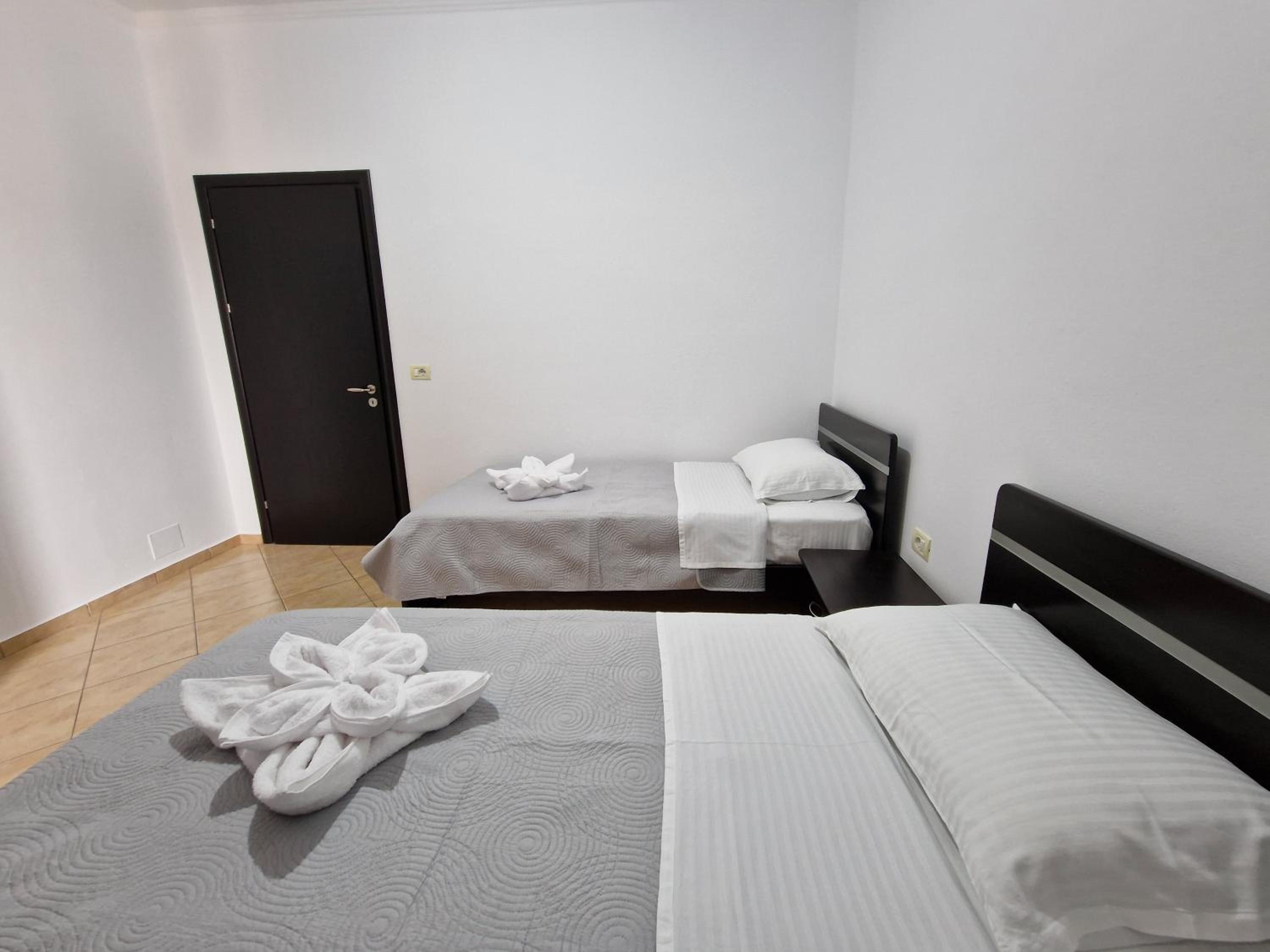 Doni Apartments