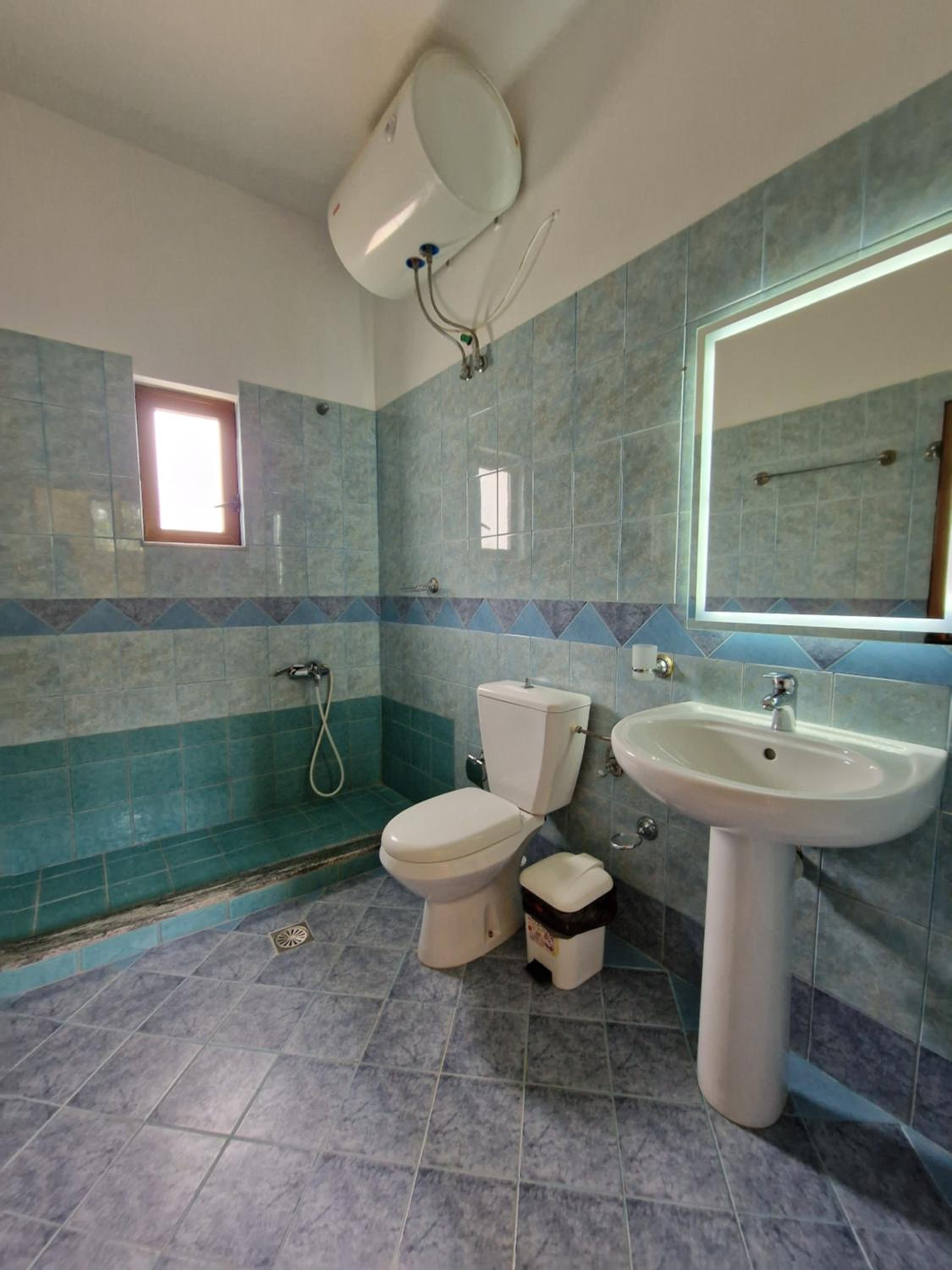 Doni Apartments