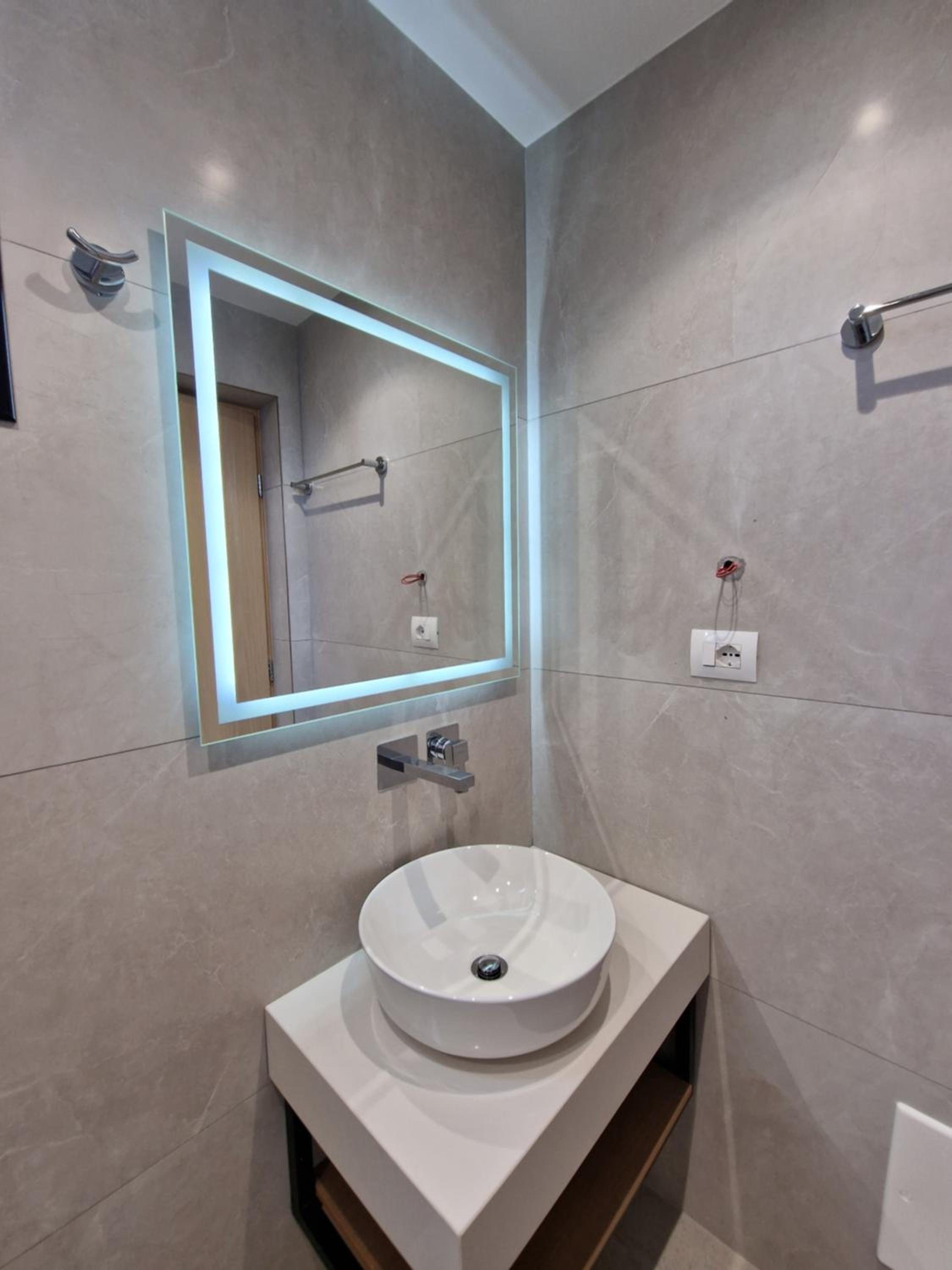 Doni Apartments