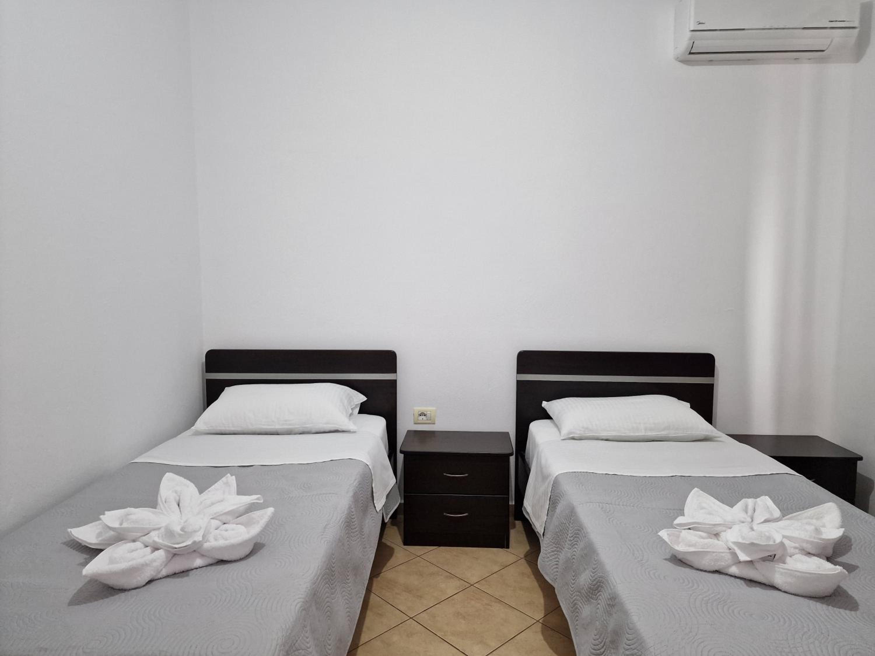 Doni Apartments