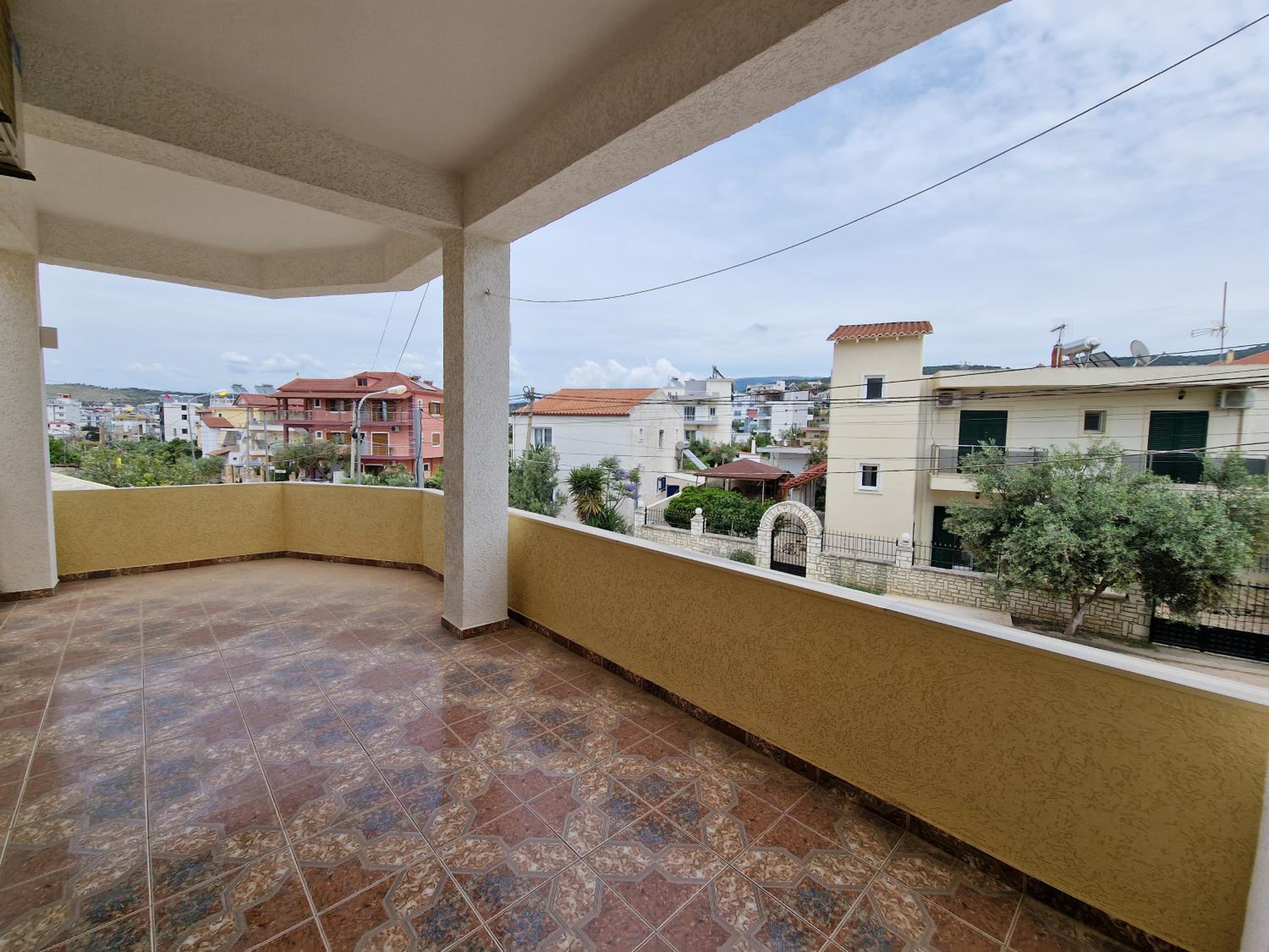 Doni Apartments