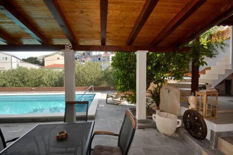 Villa Vlade- from pool to the beach in one minute — photo 2