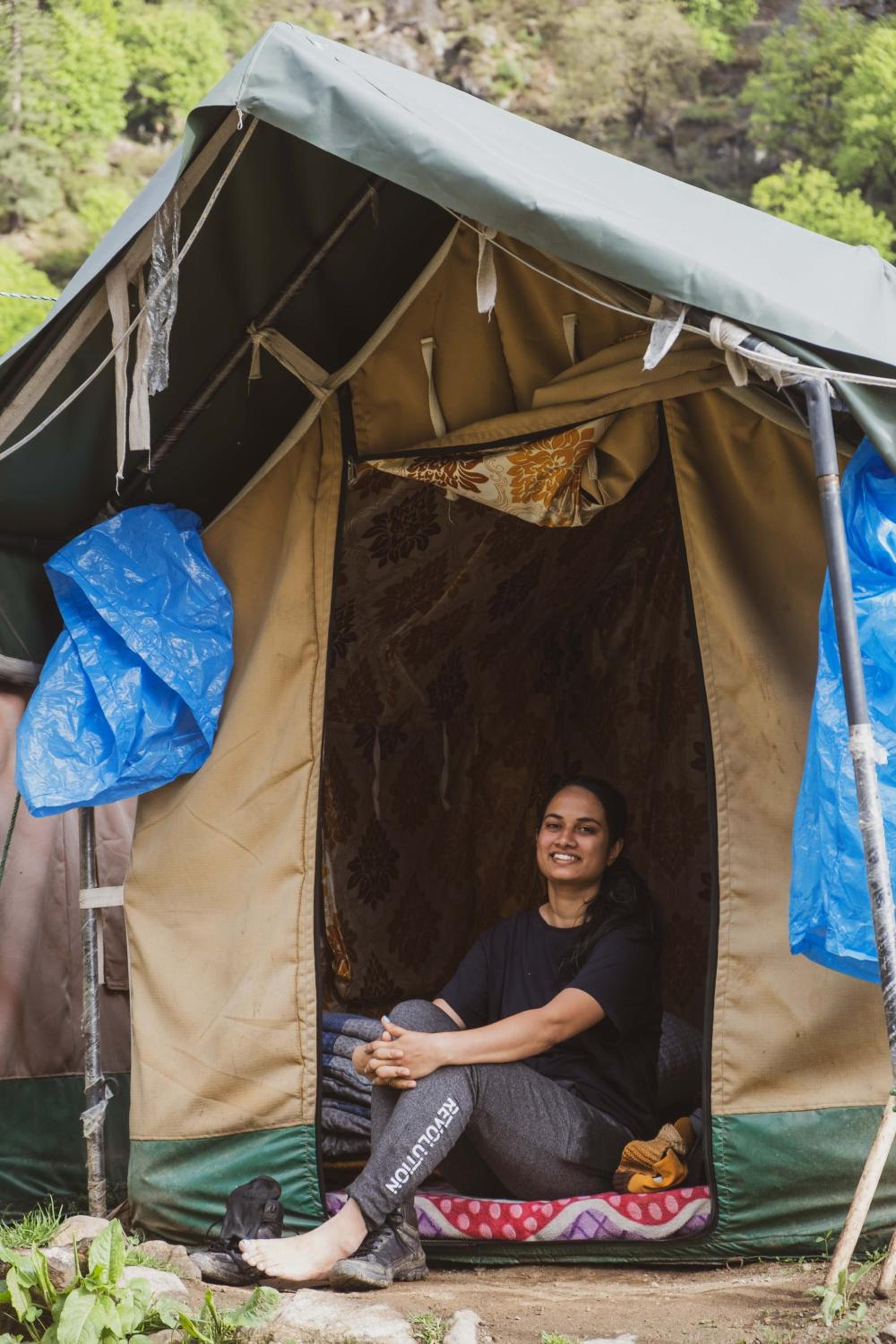 Kheerganga Hike Camps view 5