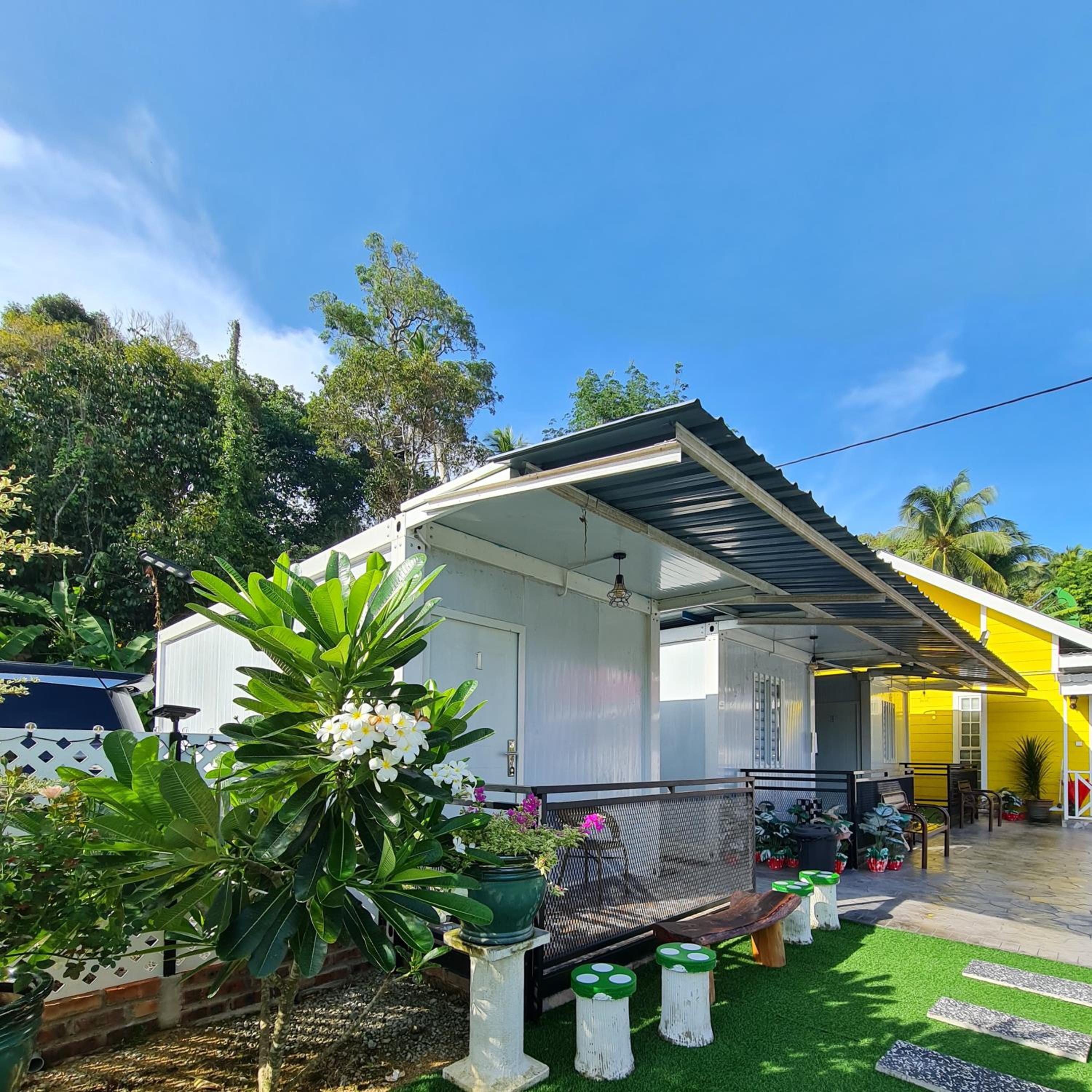 Cheqma Tiny Chalet photo 5