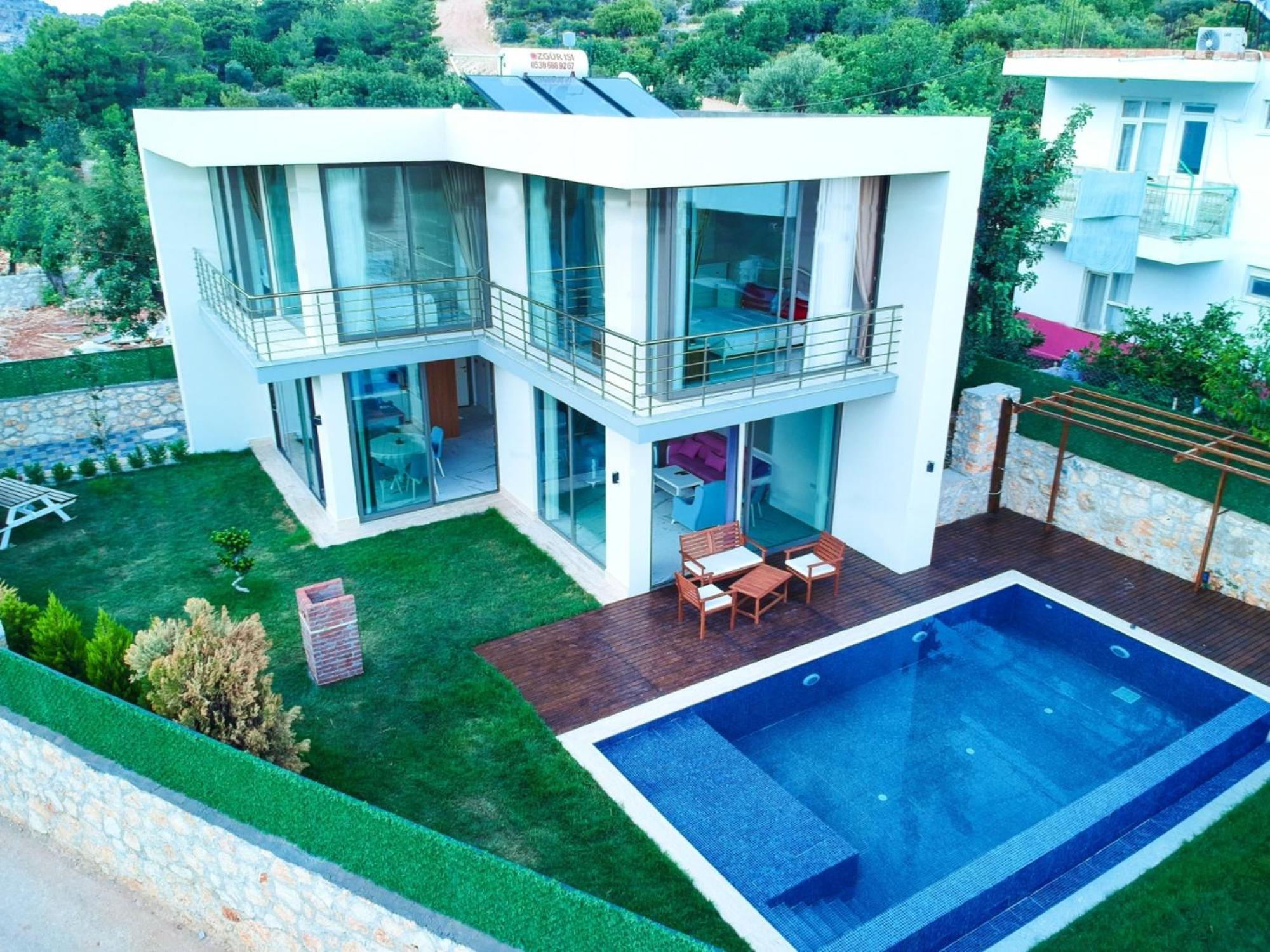 Villa w Pool Jacuzzi 5 min to Marina in Antalya
