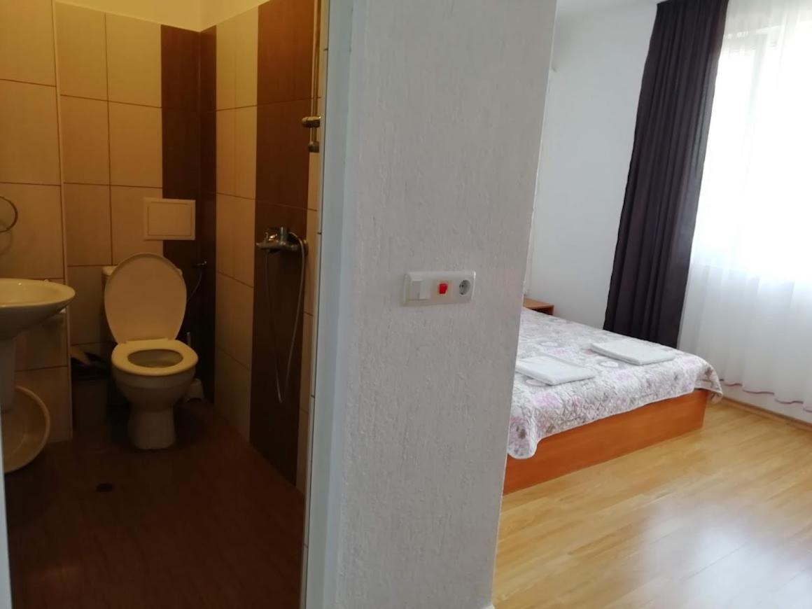 Guest House 