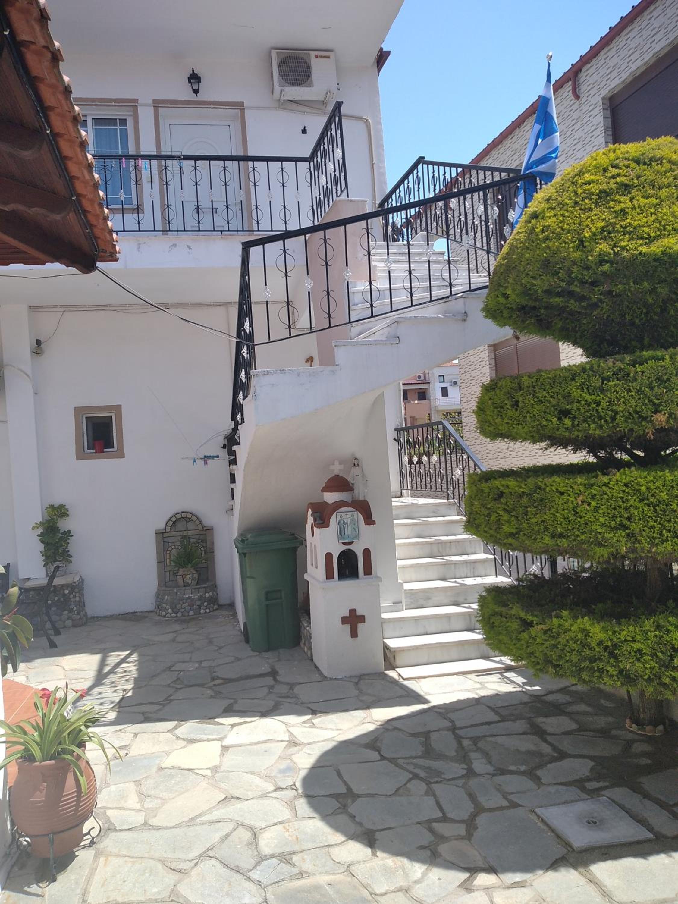 VILLA DINA 2 view 4