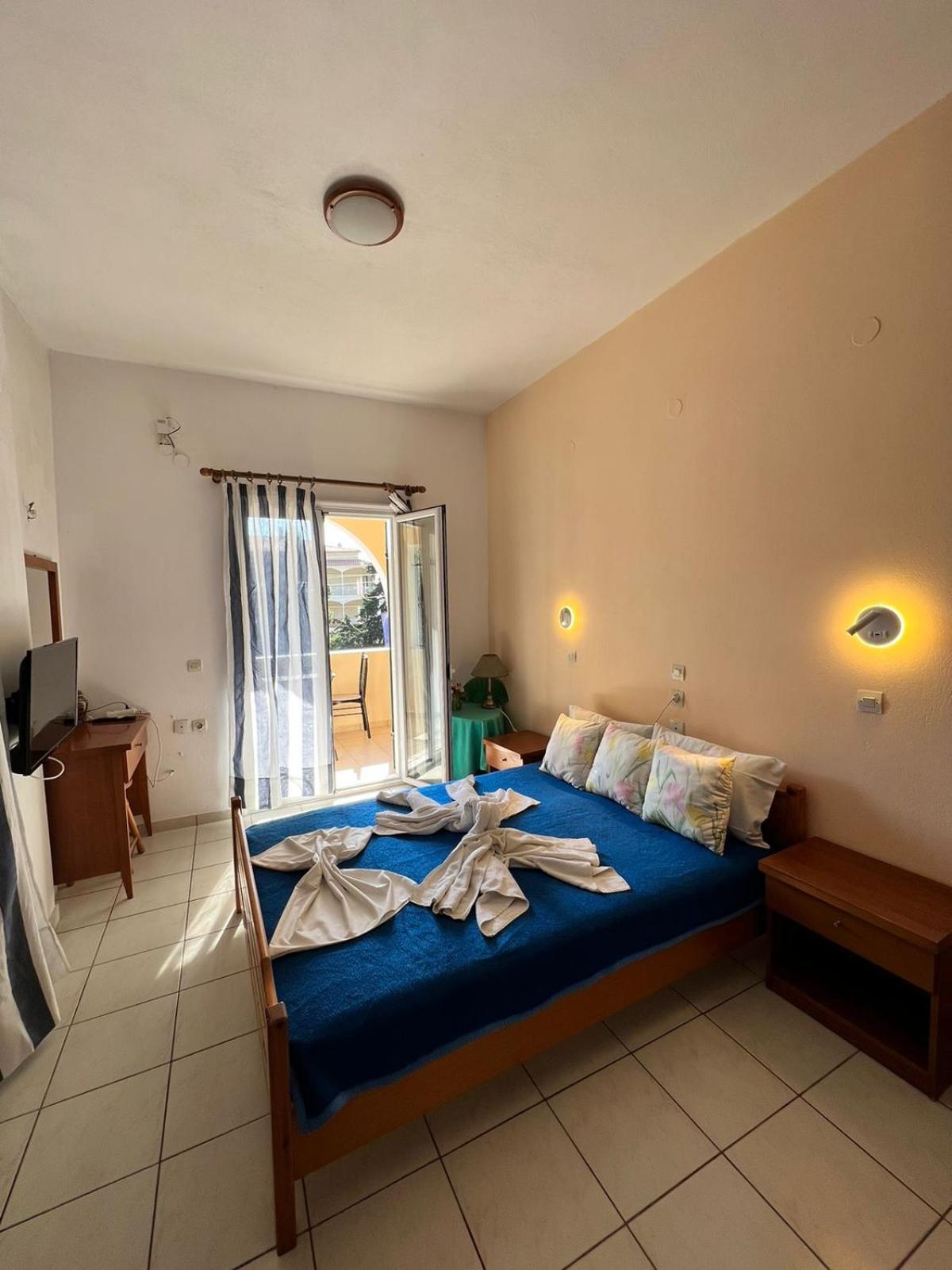 Lithino Apartments · 5min From the Beach view 4