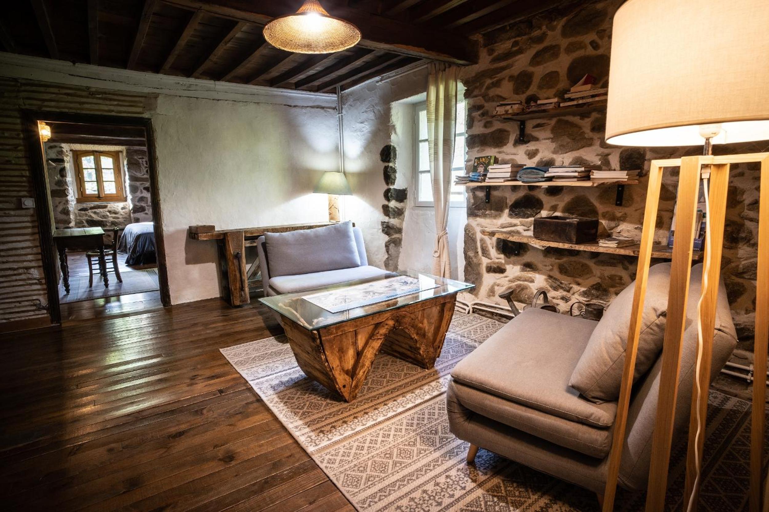 Les Terres Nères