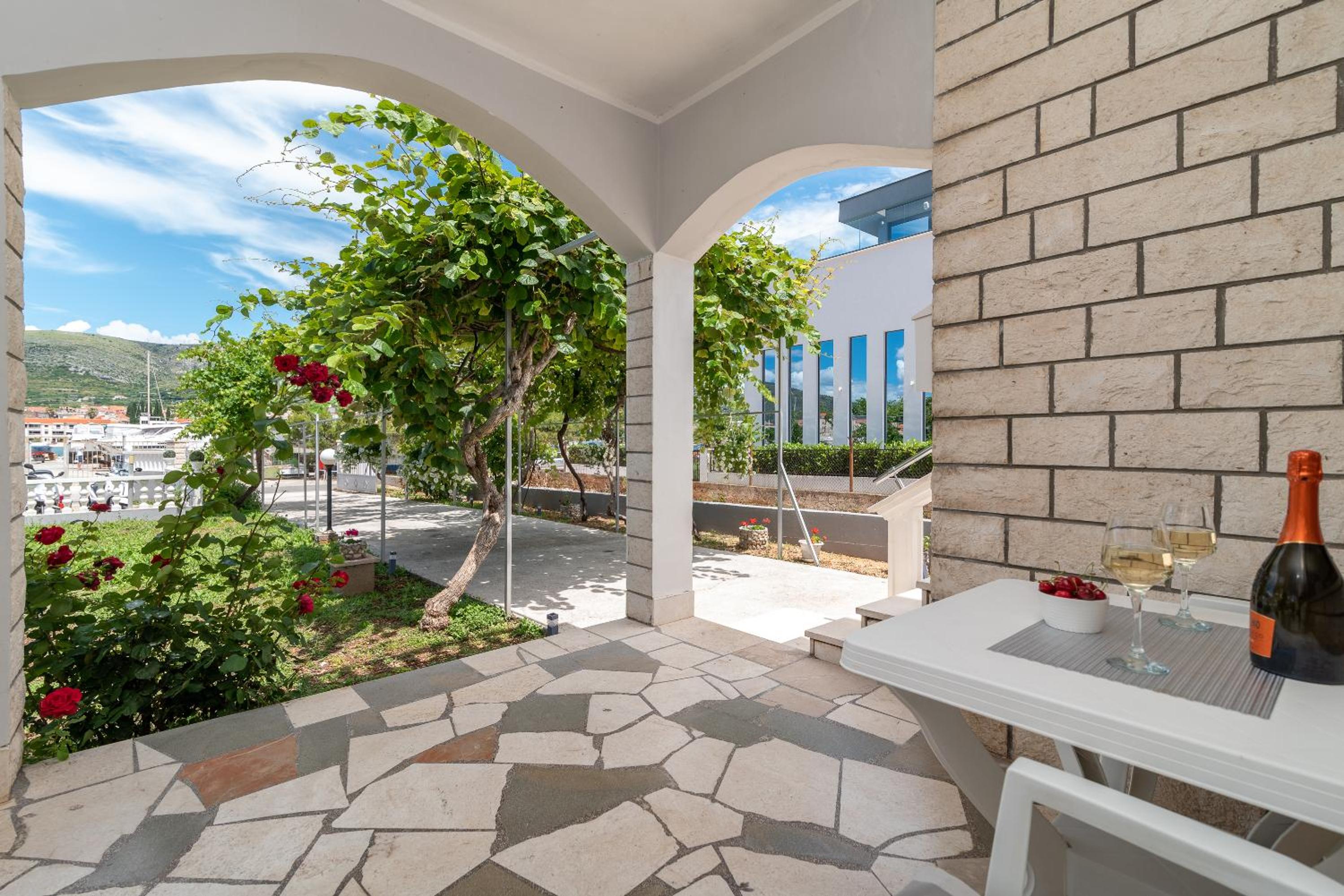 Apartments Bozan view 5