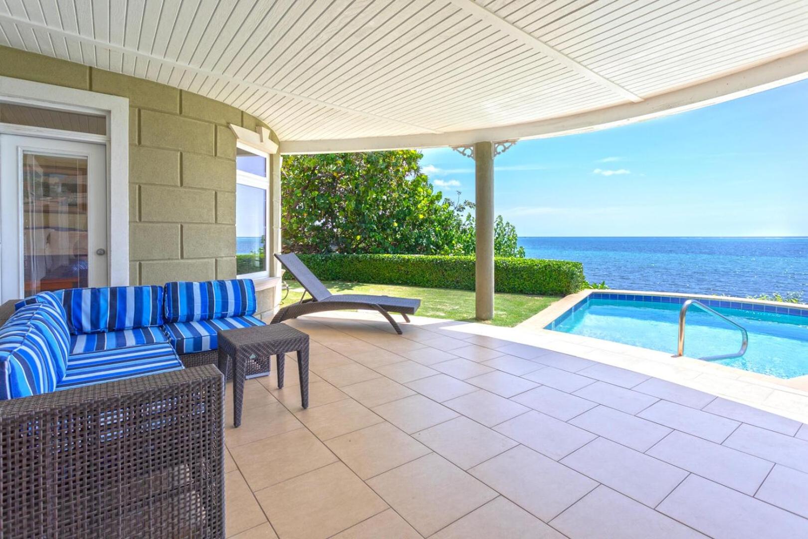 Castle Guesthouse by Grand Cayman Villas & Condos