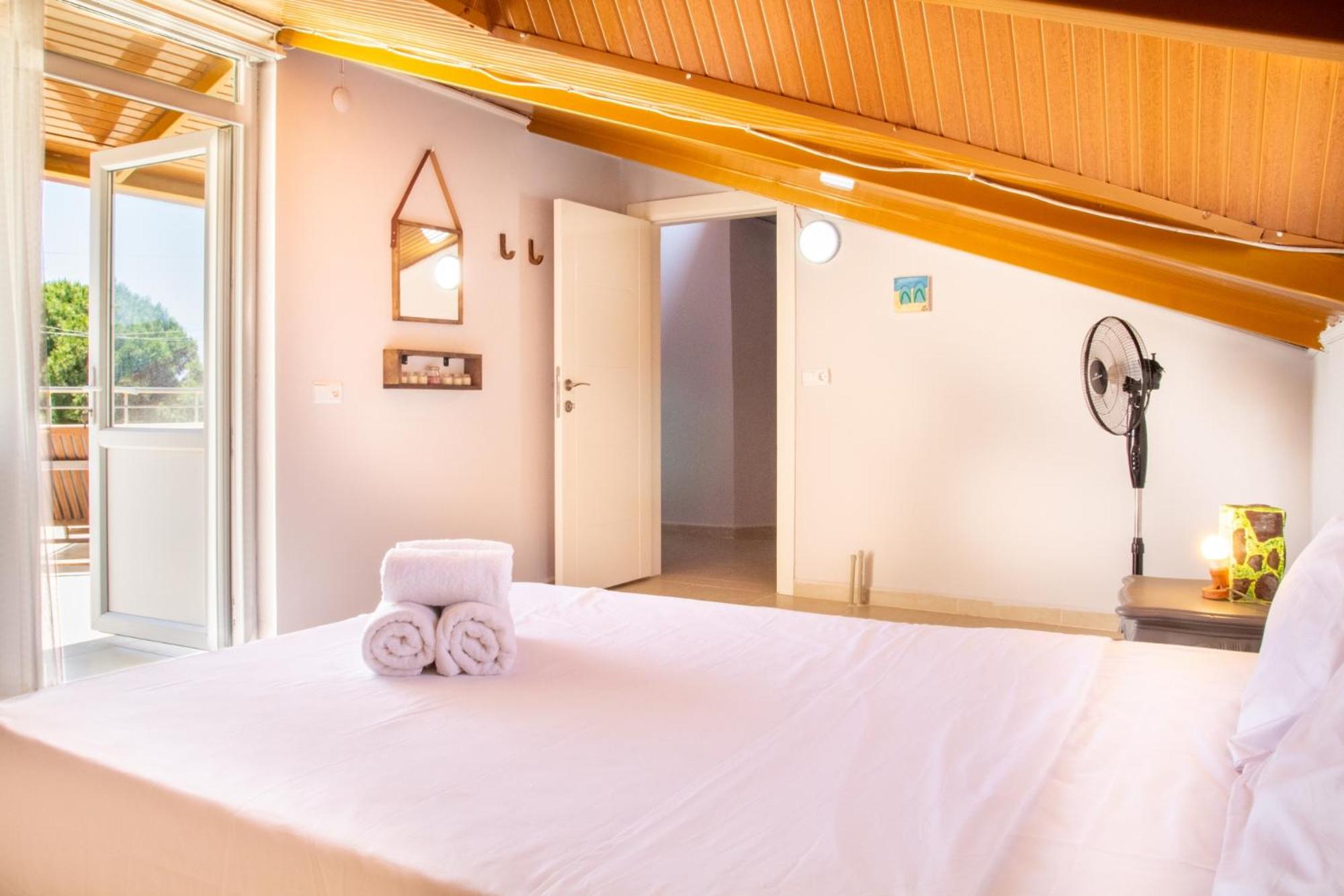 Flat w Sea View Terrace 1 min to Beach in Didim view 2