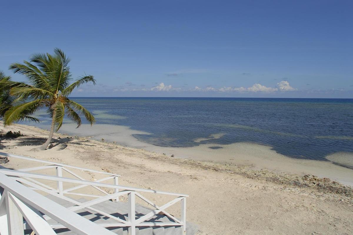 Castaway Cove by Grand Cayman Villas & Condos