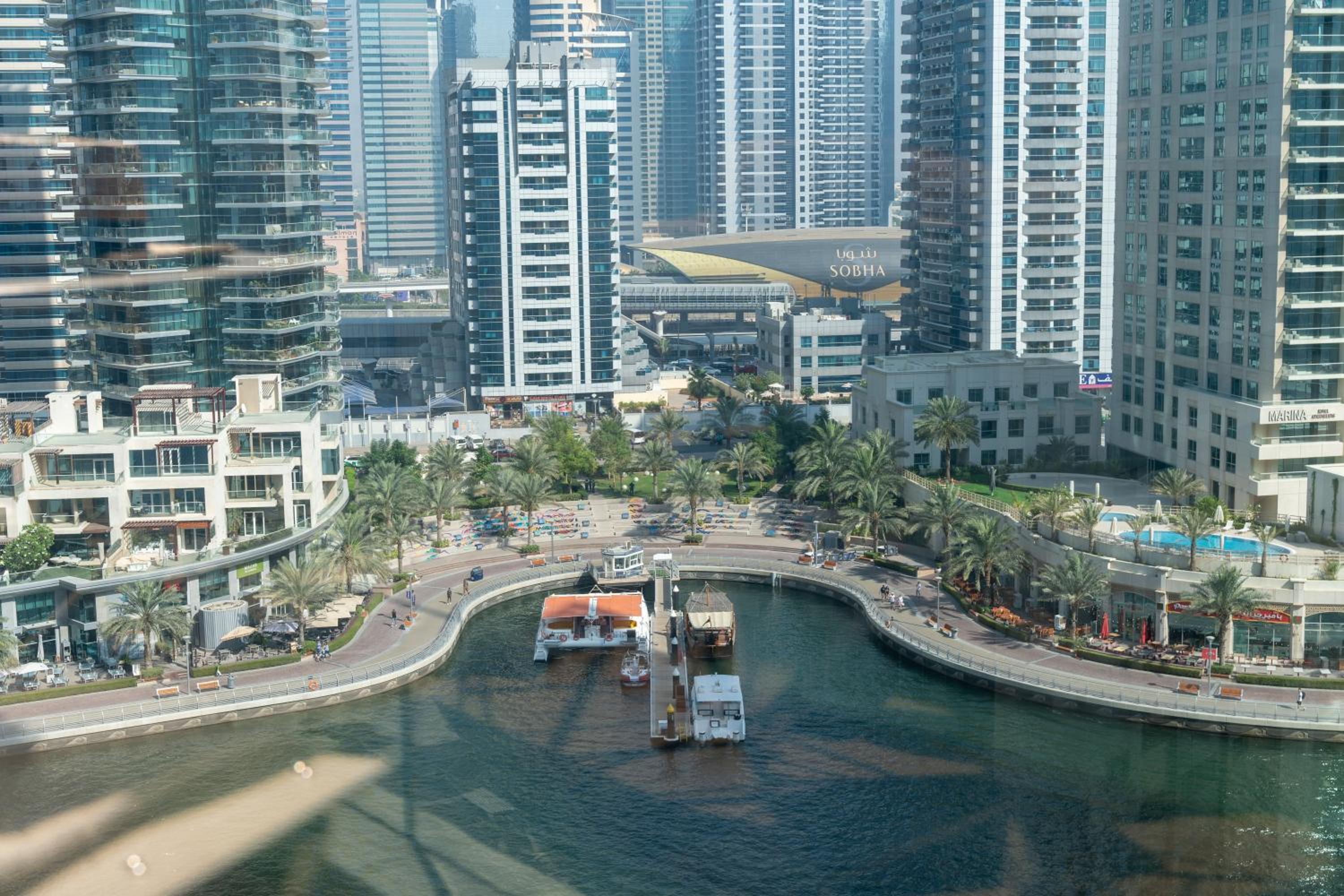 HiGuests - Luxe Apartment With Incredible Marina Views