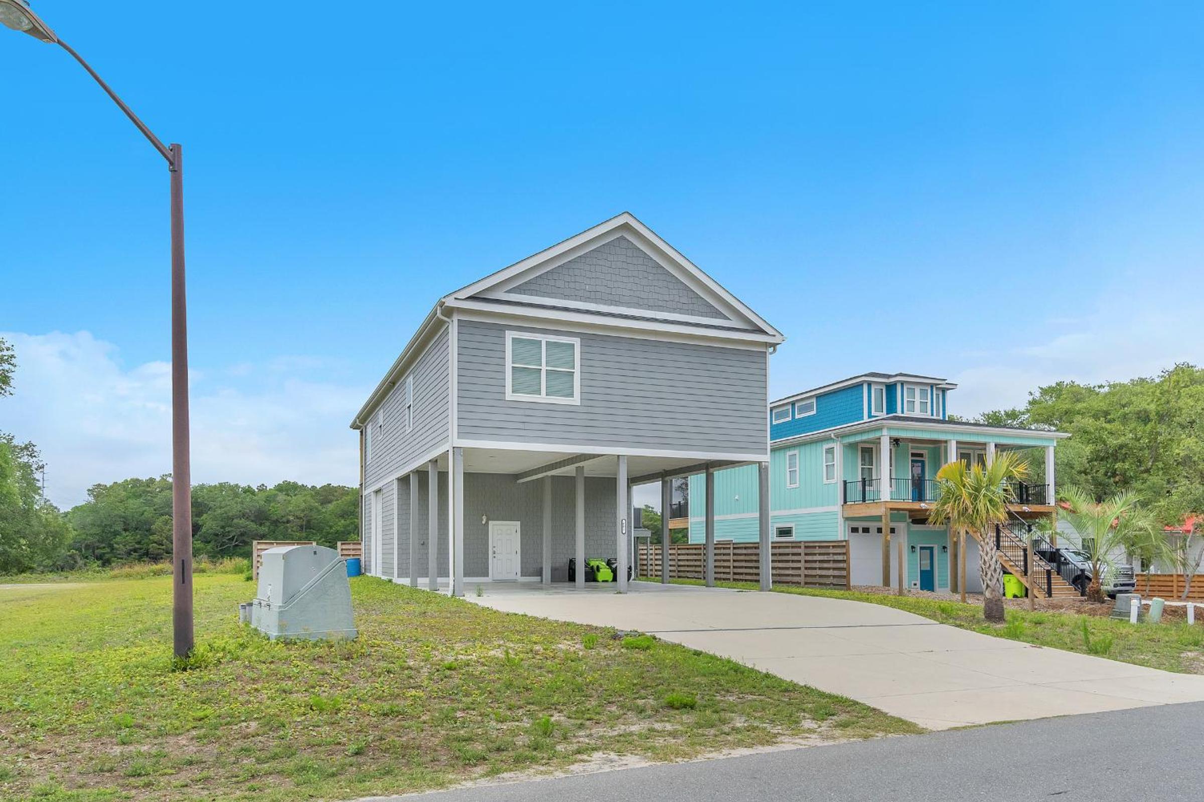 Dolphin Run by Oak Island Accommodations view 2