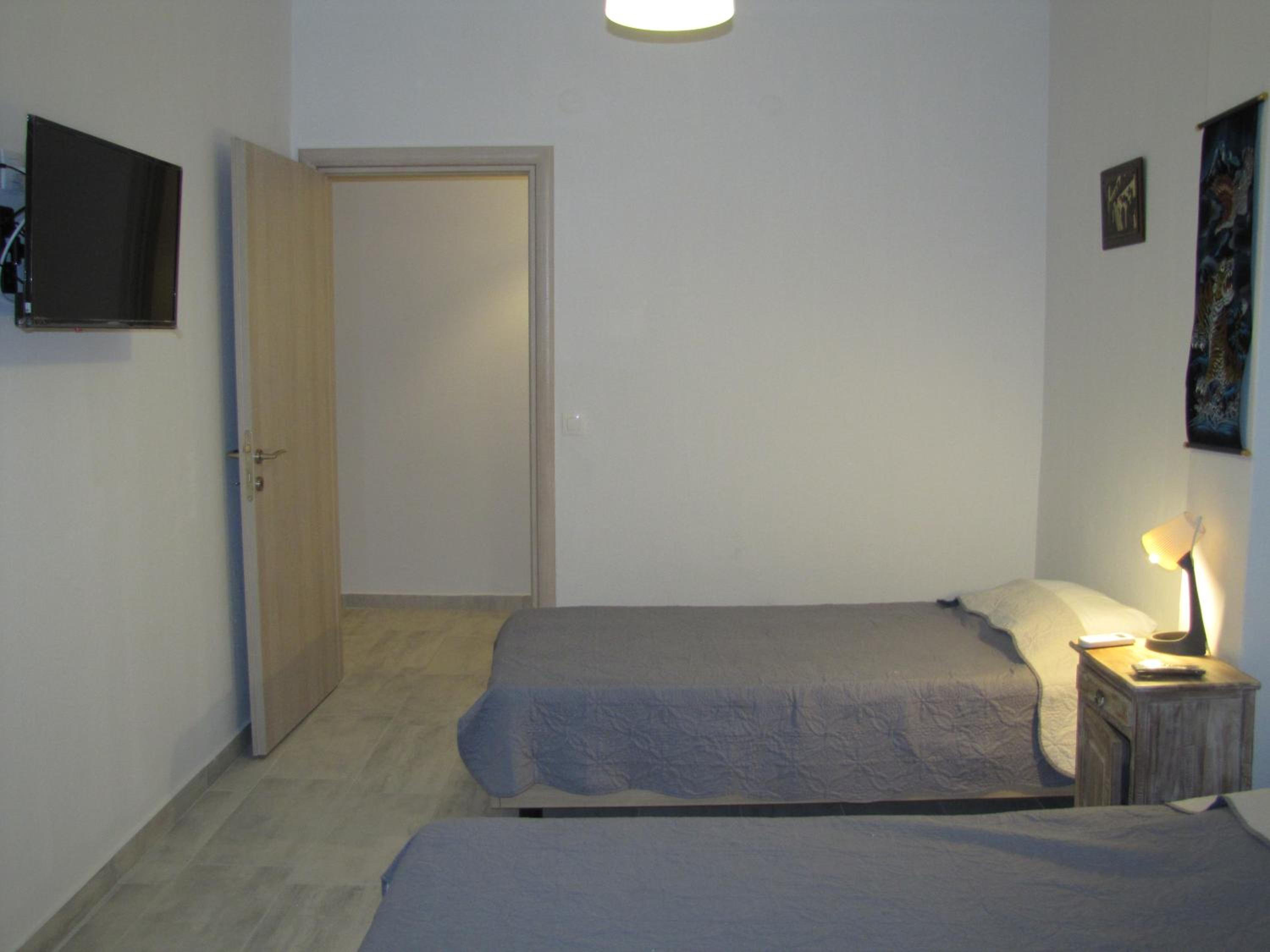 Photo 34
