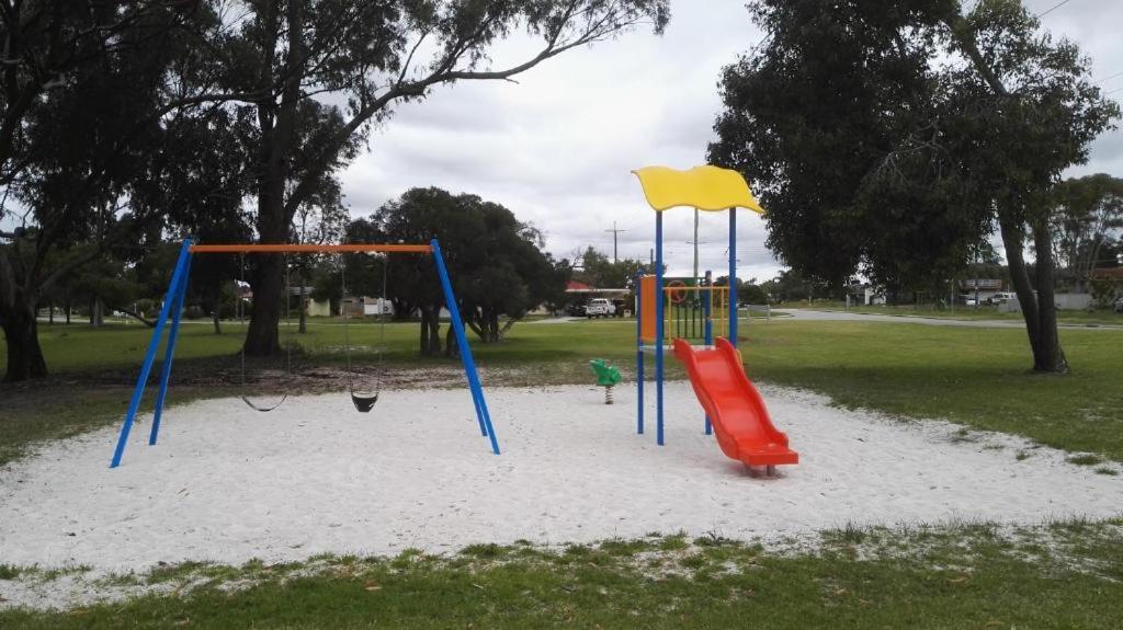 Photo 18