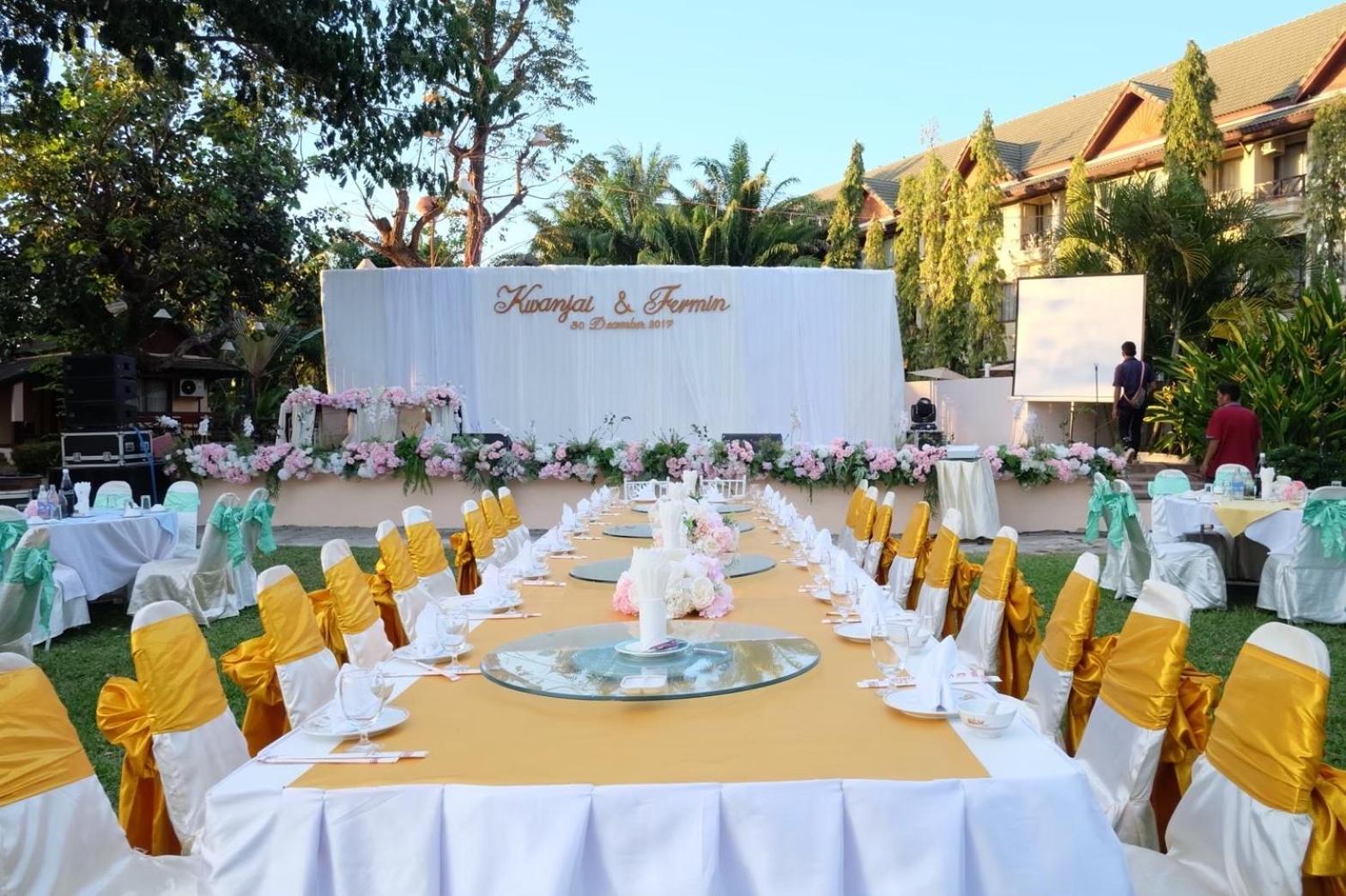 banquet hall