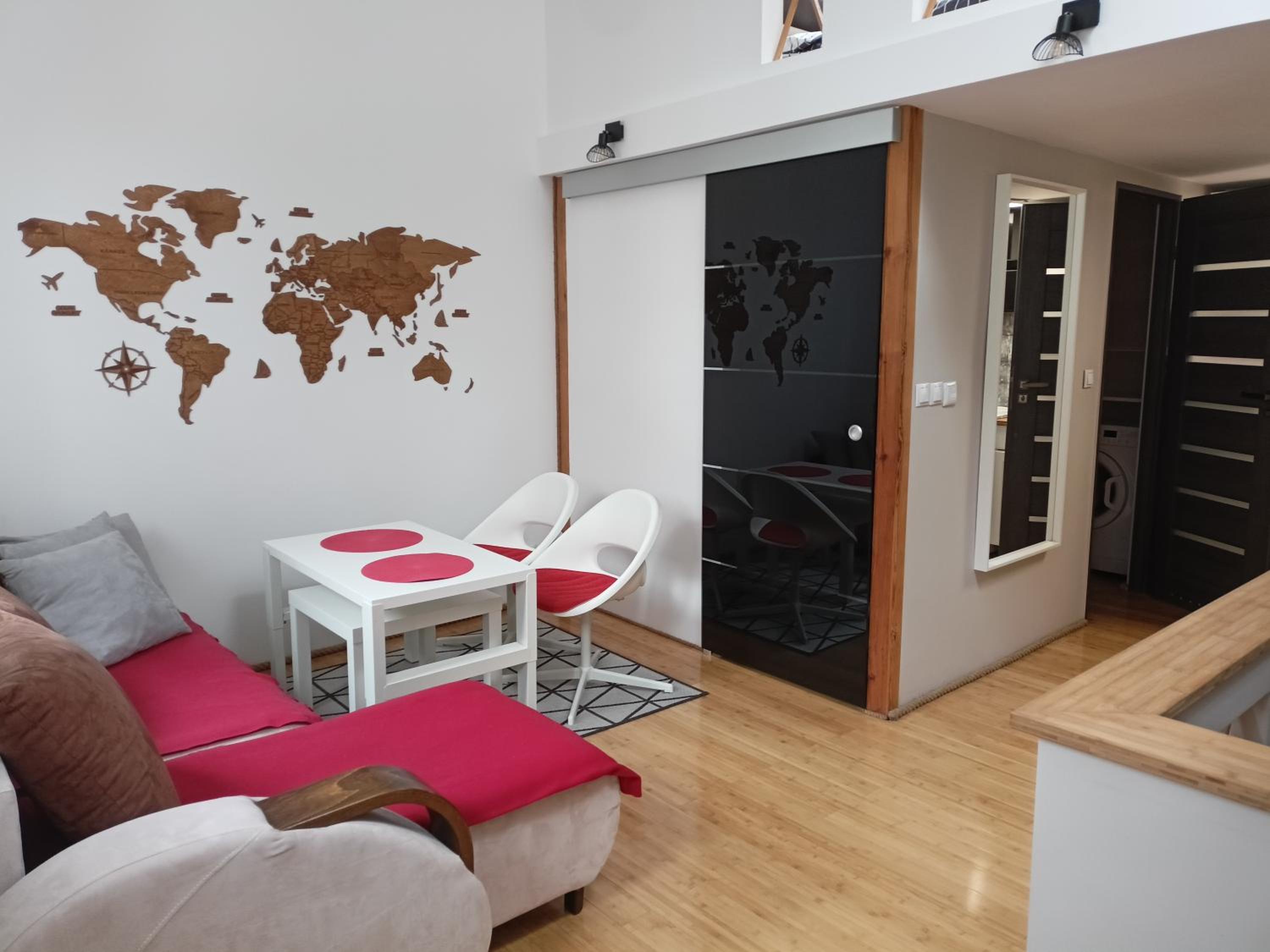 Apartament z antresolą