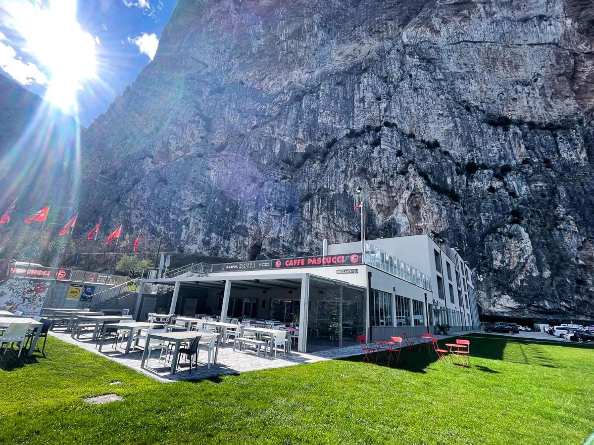 Campione Univela Hostel
