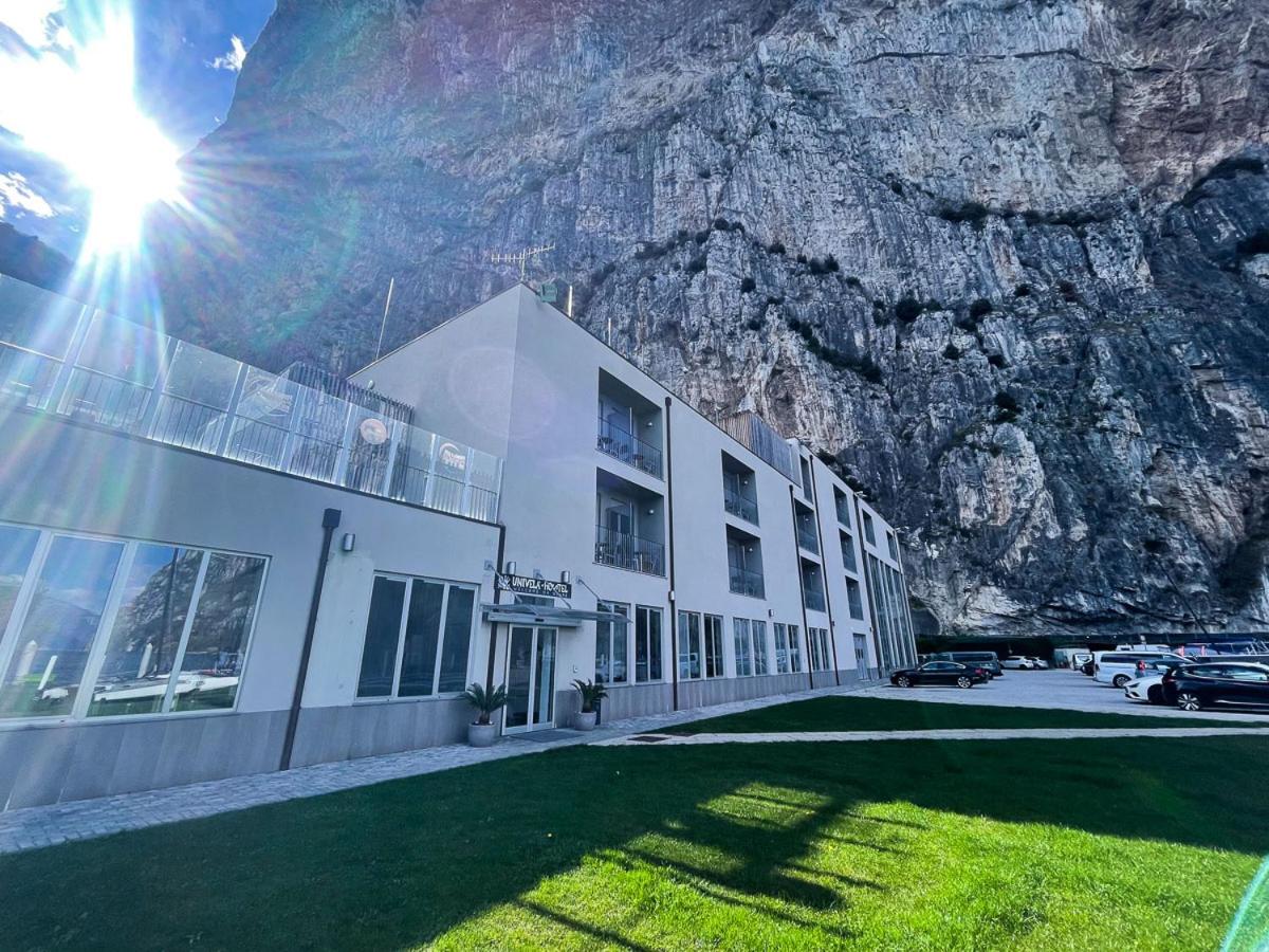 Campione Univela Hostel