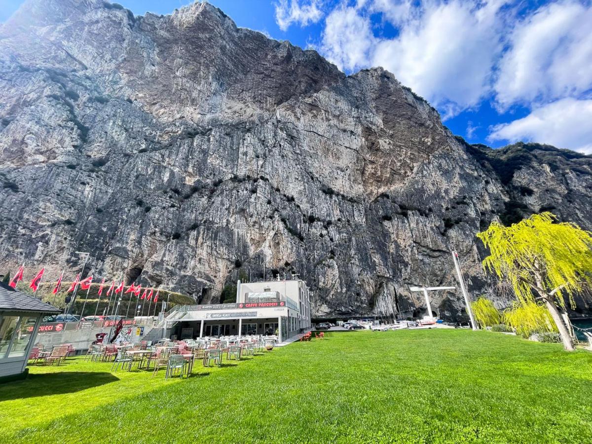 Campione Univela Hostel