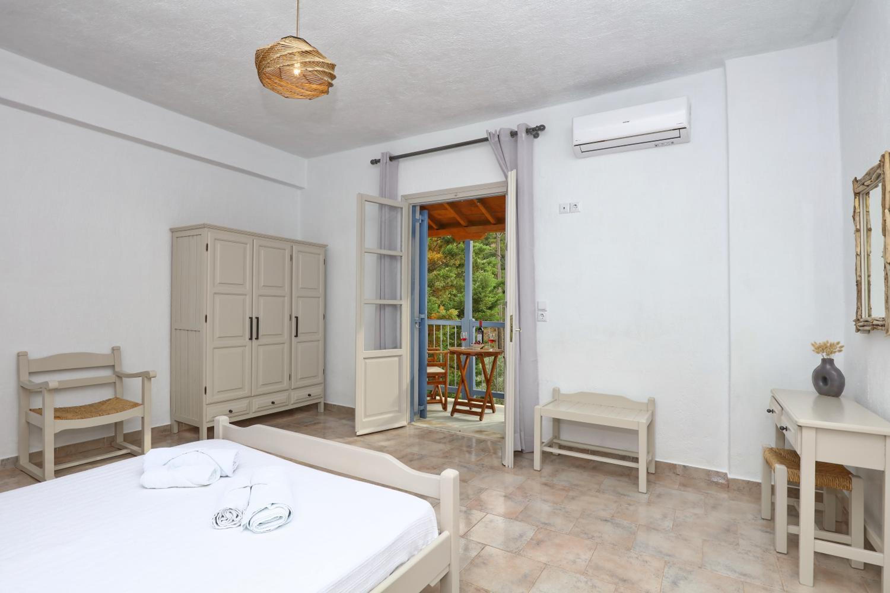 Skopelos Panos Studios