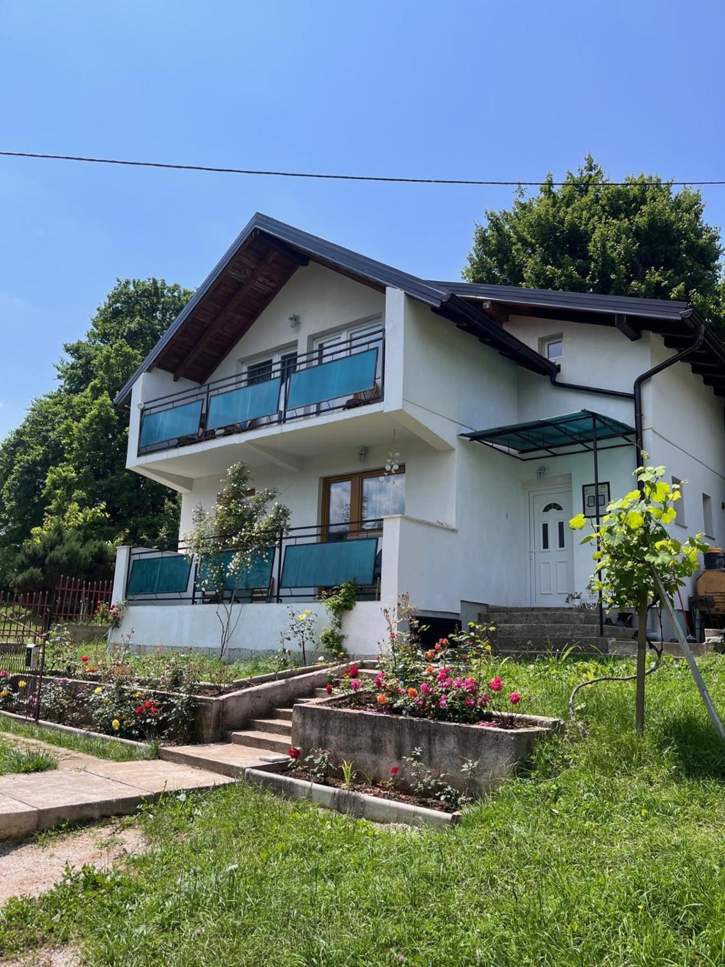 Villa Rose