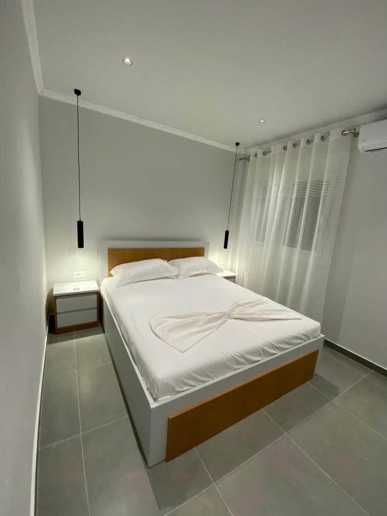 Seana Villa