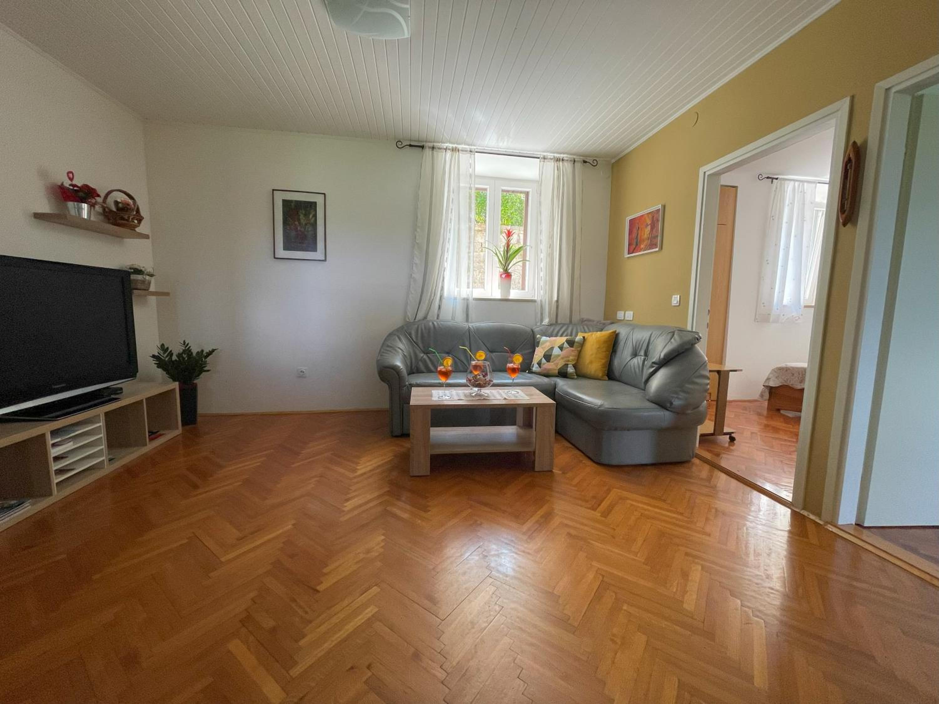 Apartment Kaštel view 3