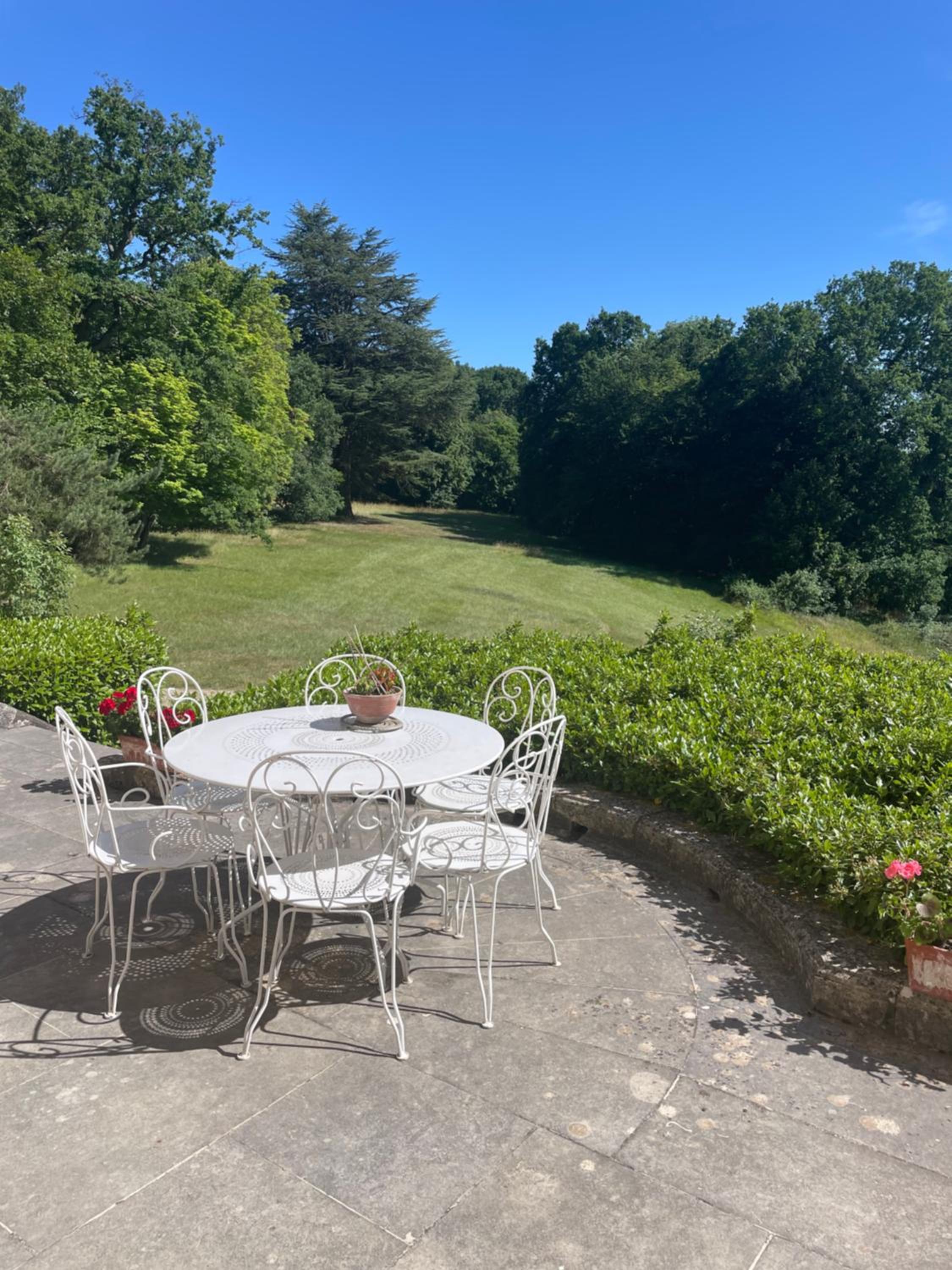 Château de Praslins view 3