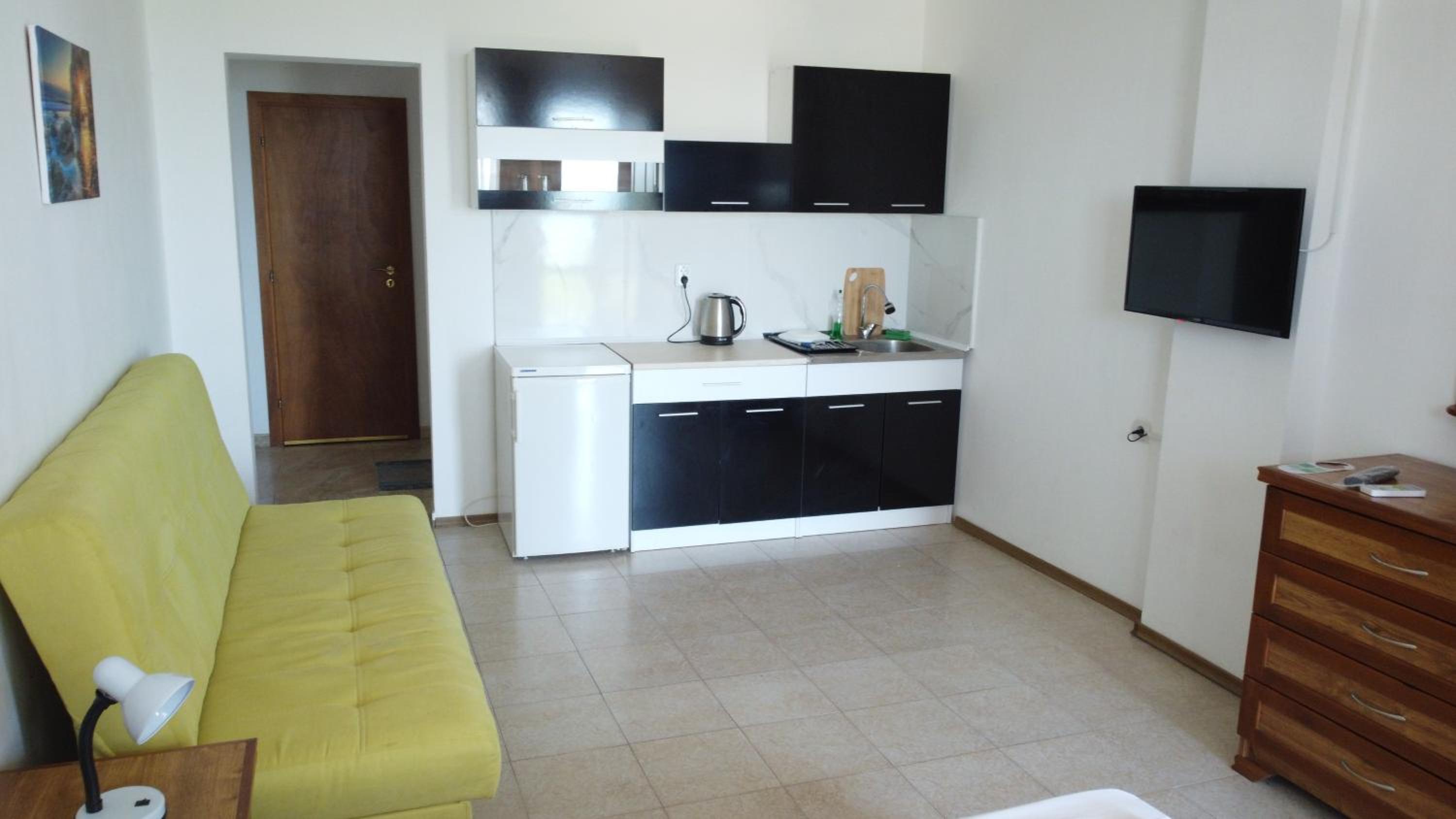 Marinovi Guest House