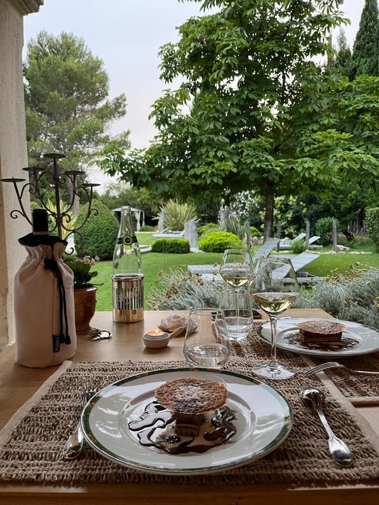 Le Clos des Cyprès Maison d'hôtes de charme & Diner Gourmet