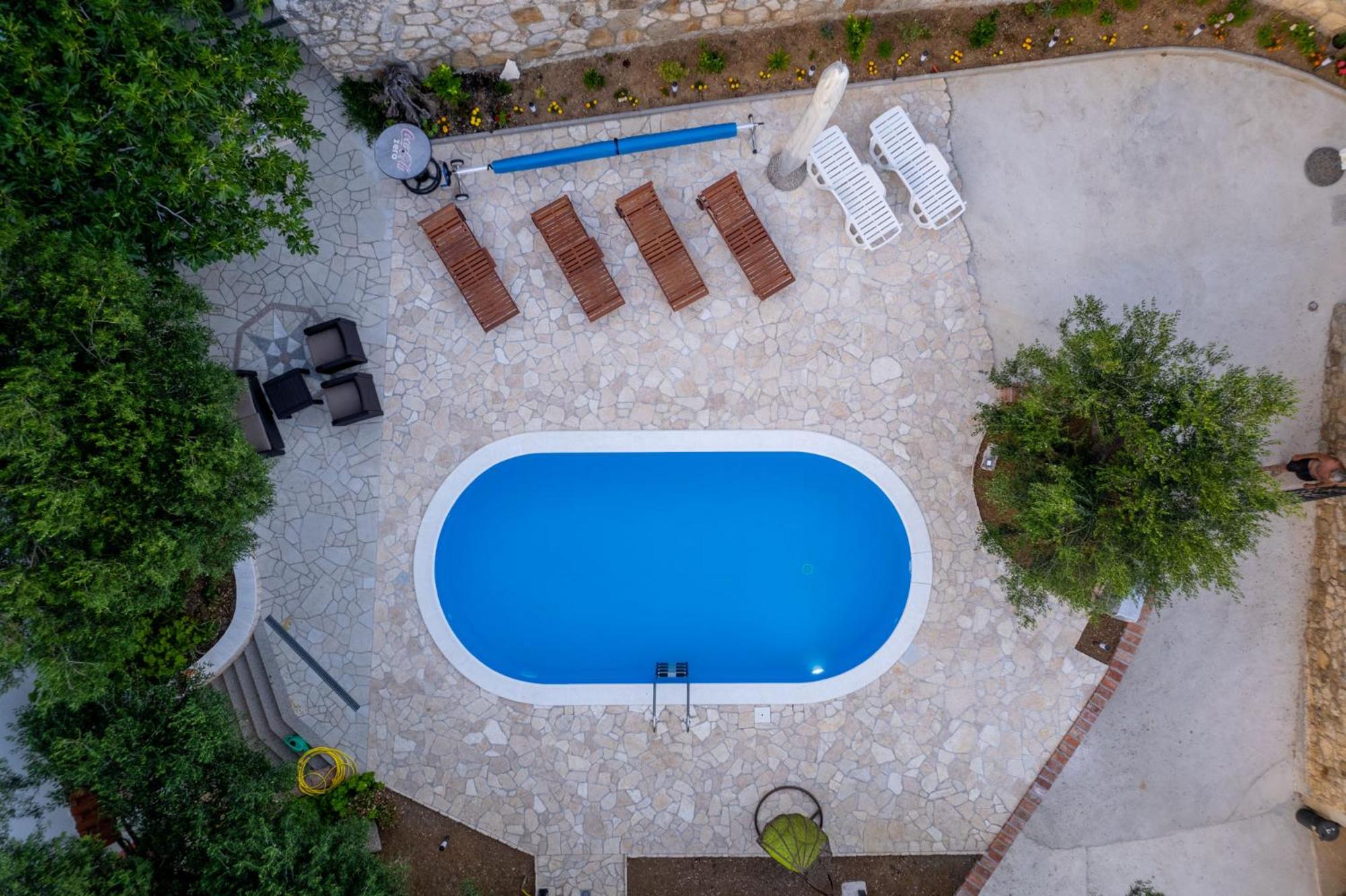 Apartmani Pero Dido view 2